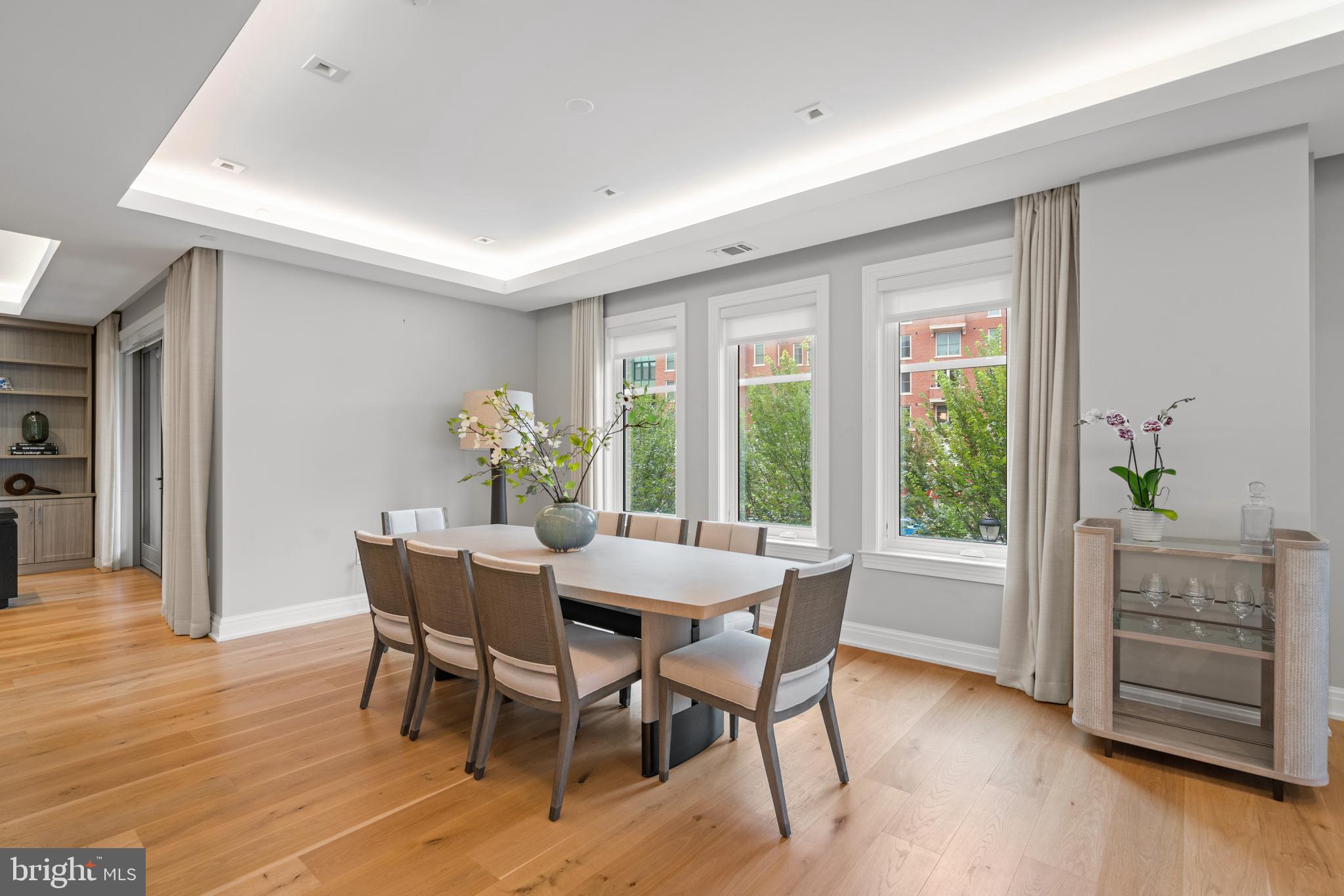 CHEVY CHASE - Residential