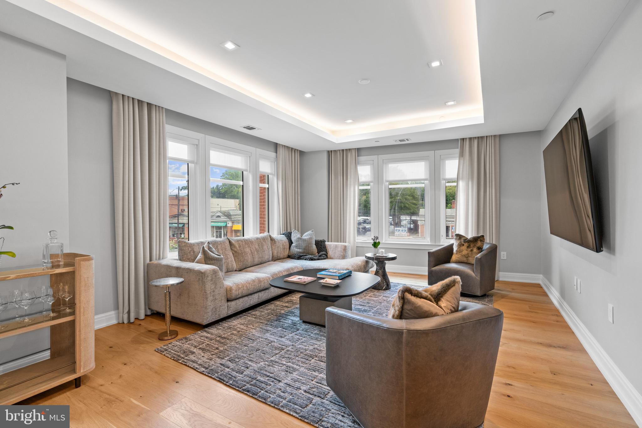 CHEVY CHASE - Residential