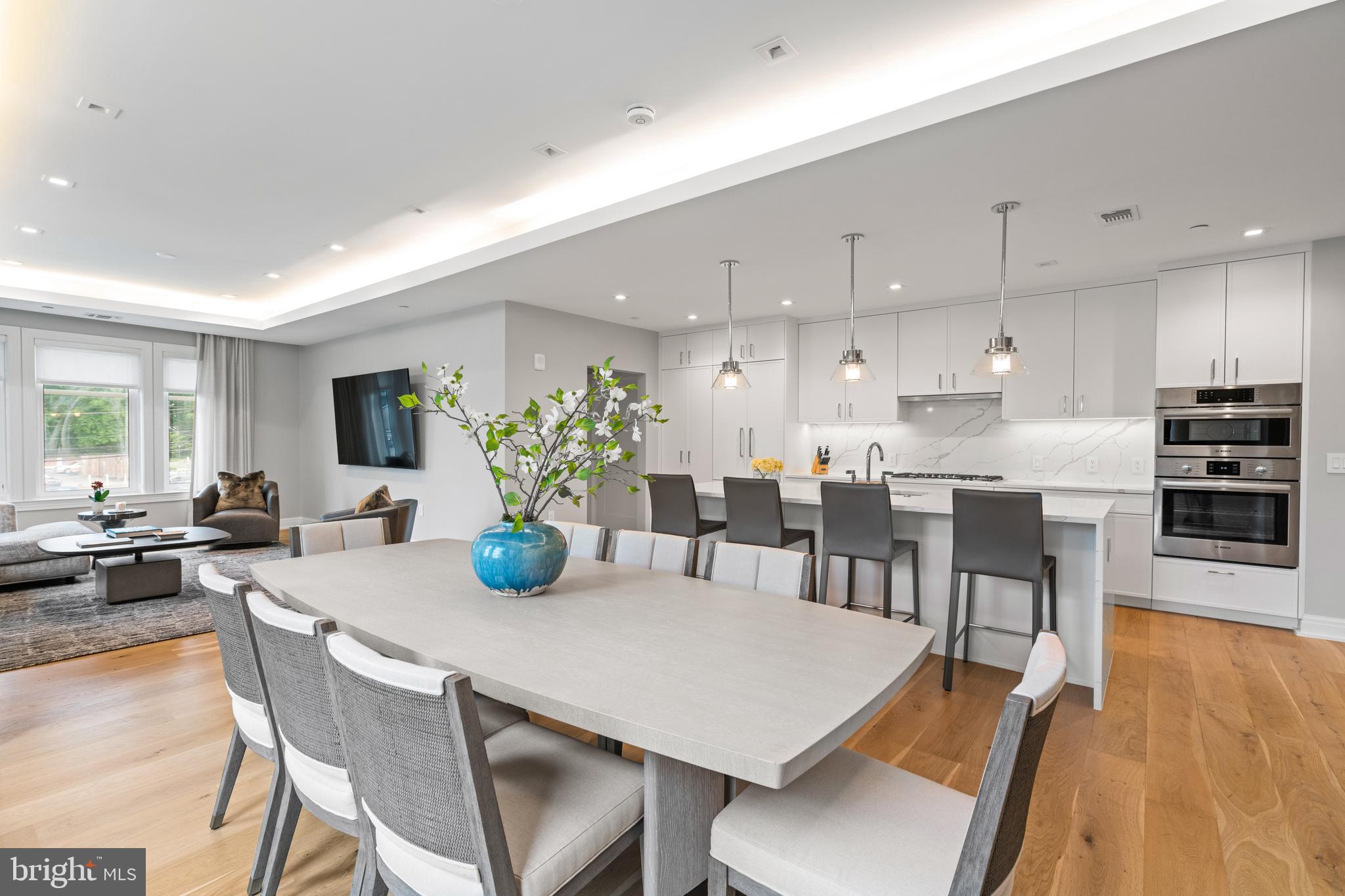 CHEVY CHASE - Residential