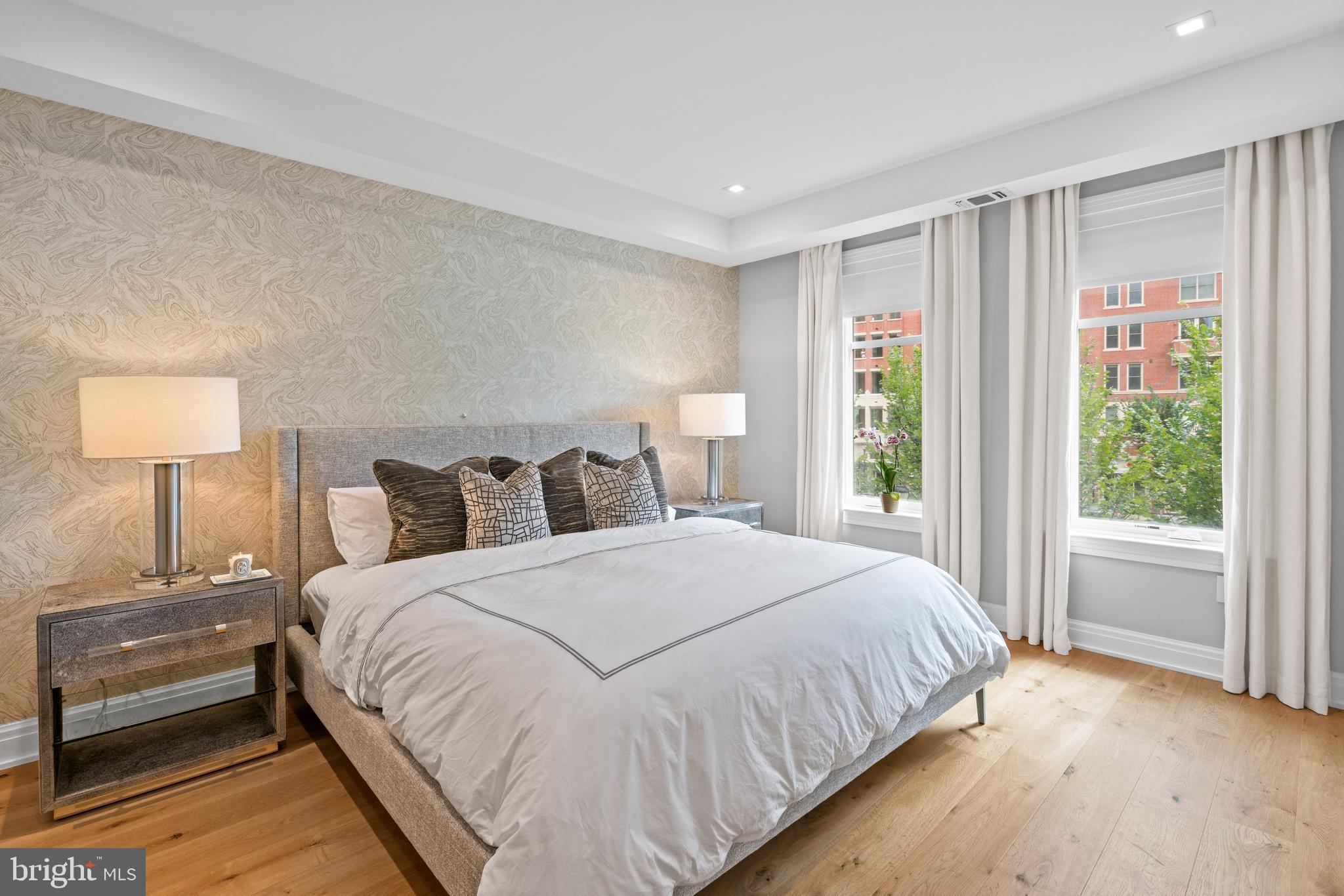 CHEVY CHASE - Residential