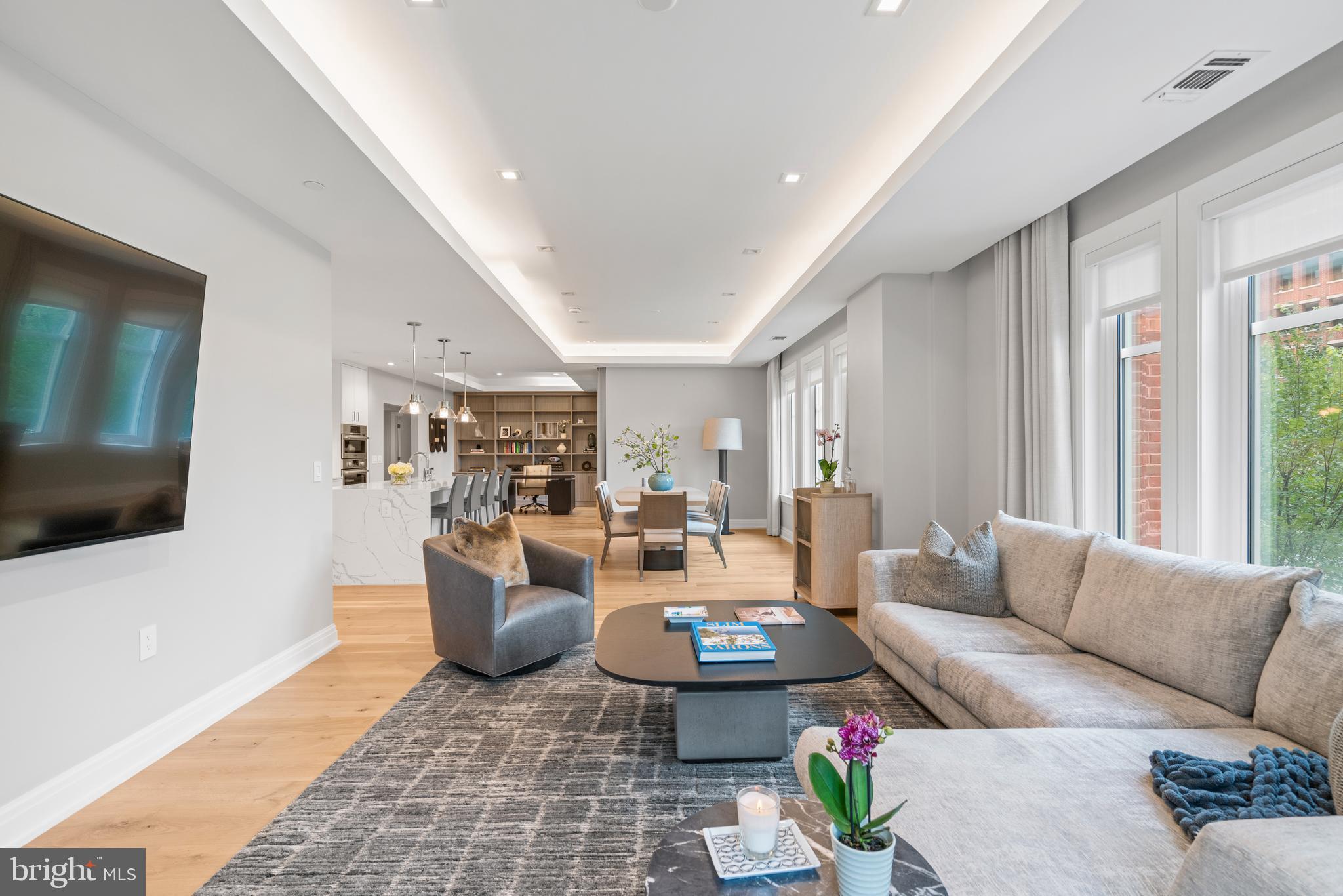 CHEVY CHASE - Residential