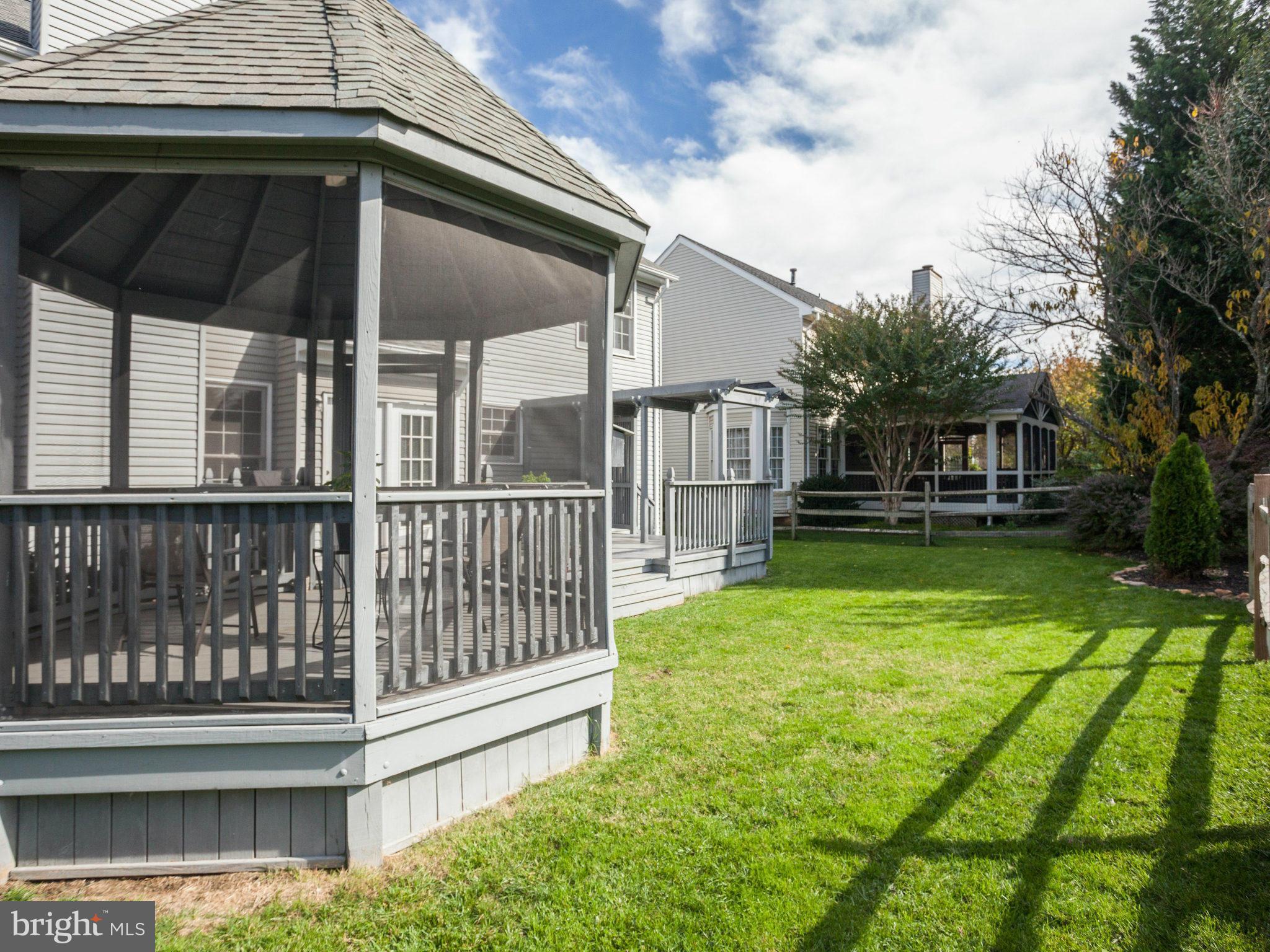 POTOMAC LAKES - Residential