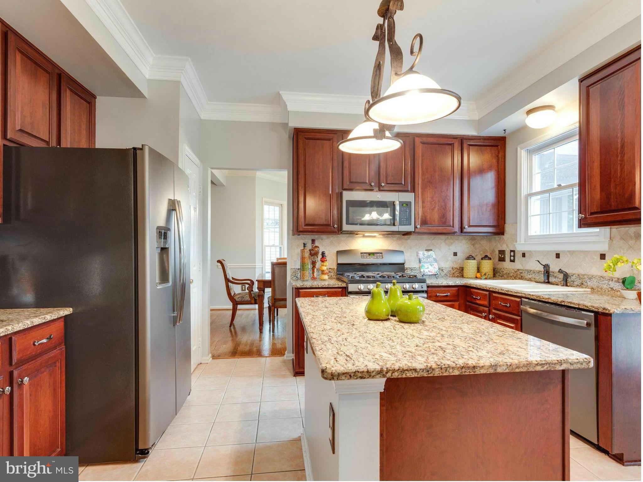 POTOMAC LAKES - Residential