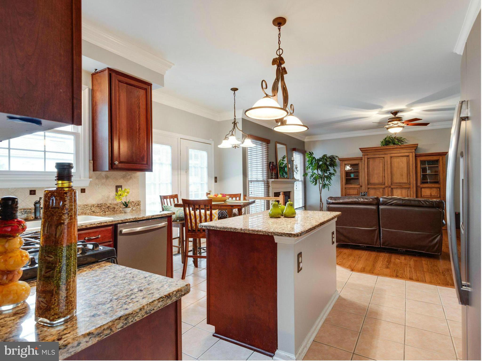 POTOMAC LAKES - Residential