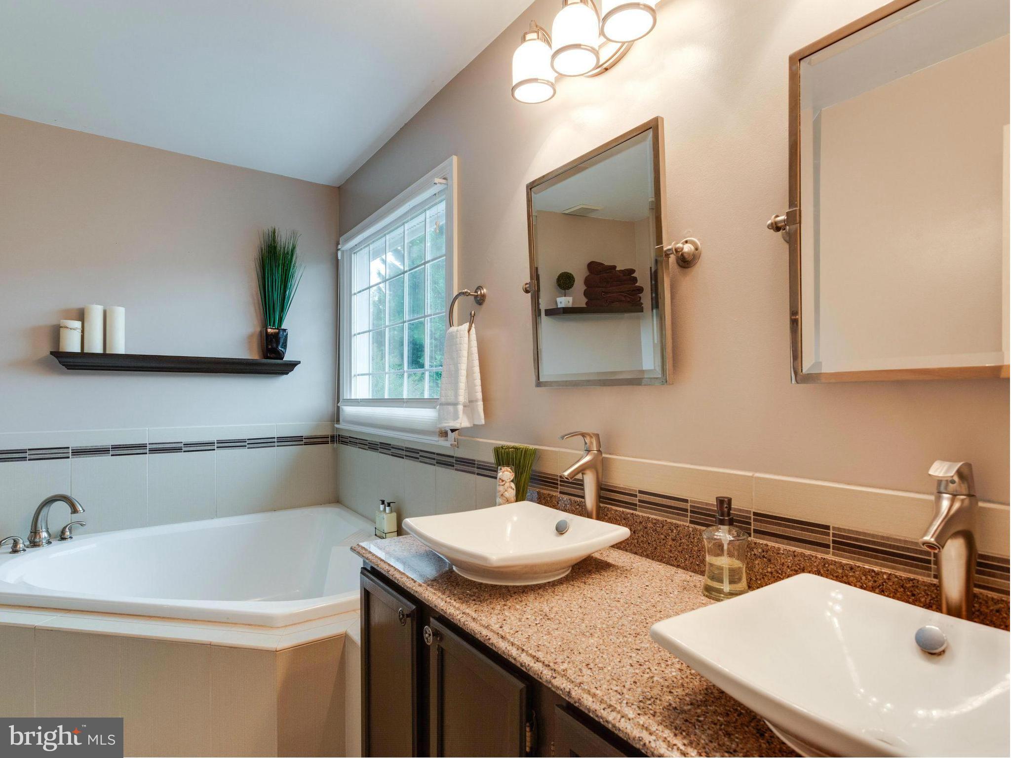 POTOMAC LAKES - Residential