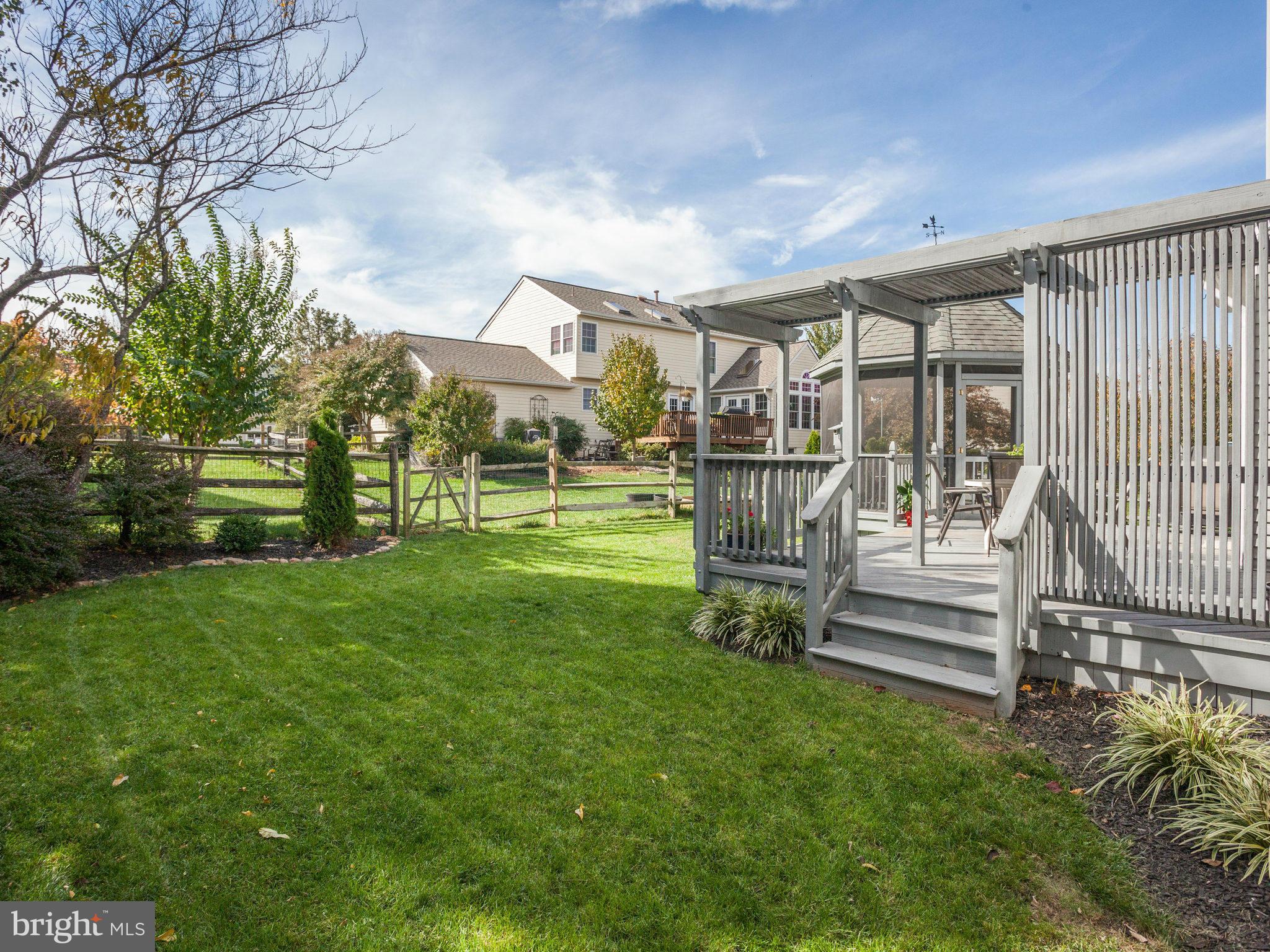 POTOMAC LAKES - Residential