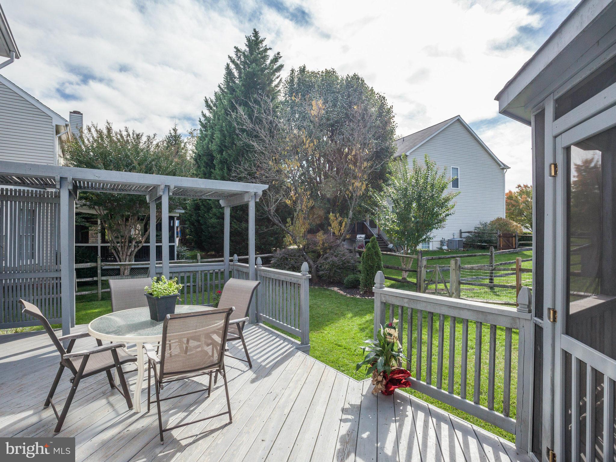 POTOMAC LAKES - Residential