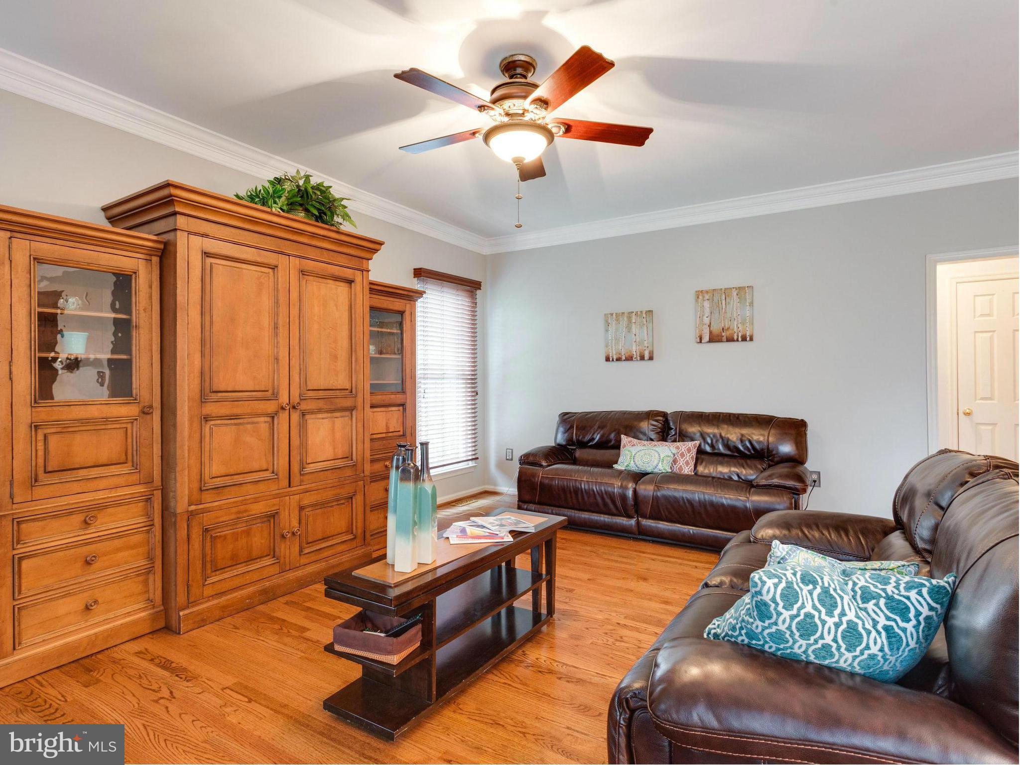 POTOMAC LAKES - Residential