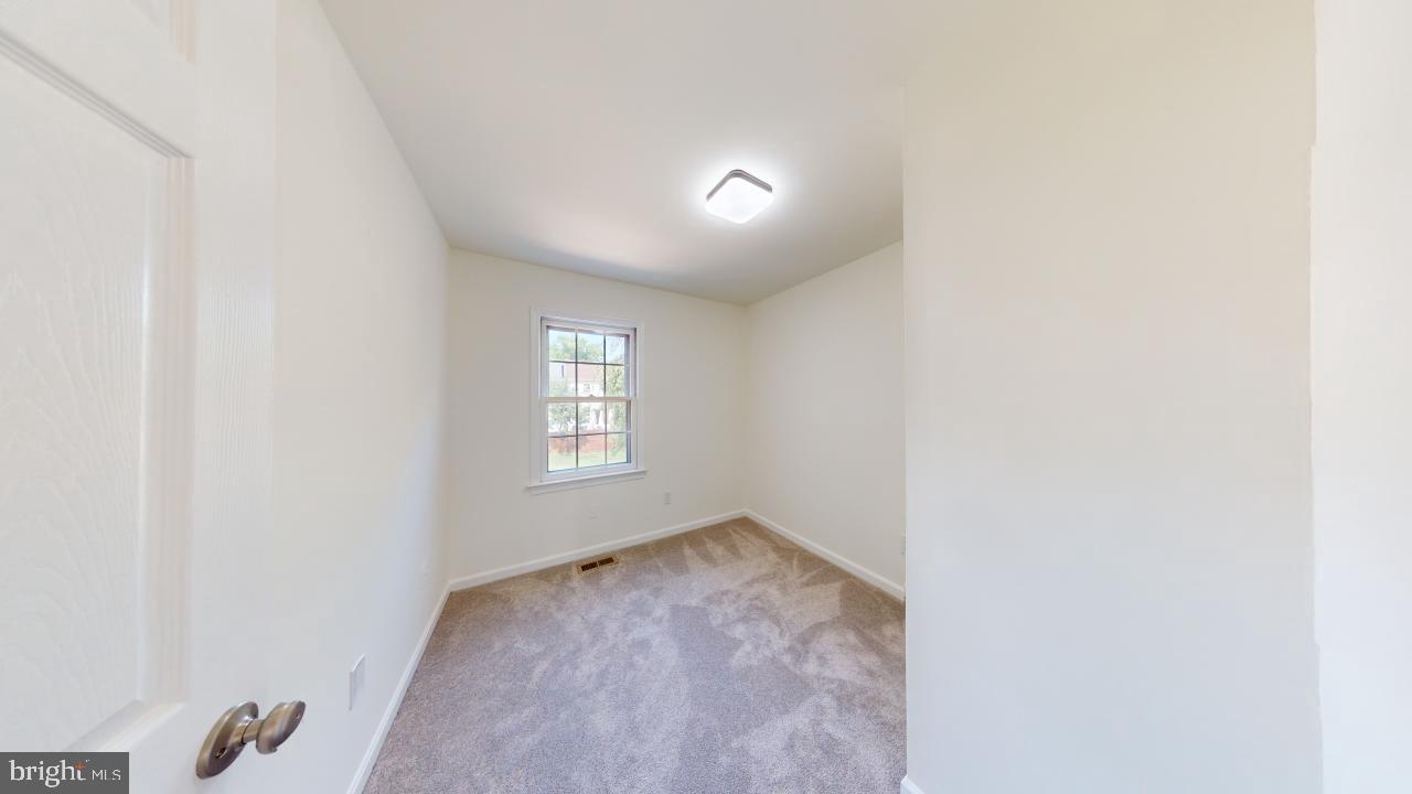 SARATOGA TOWNHOUSES - Residential