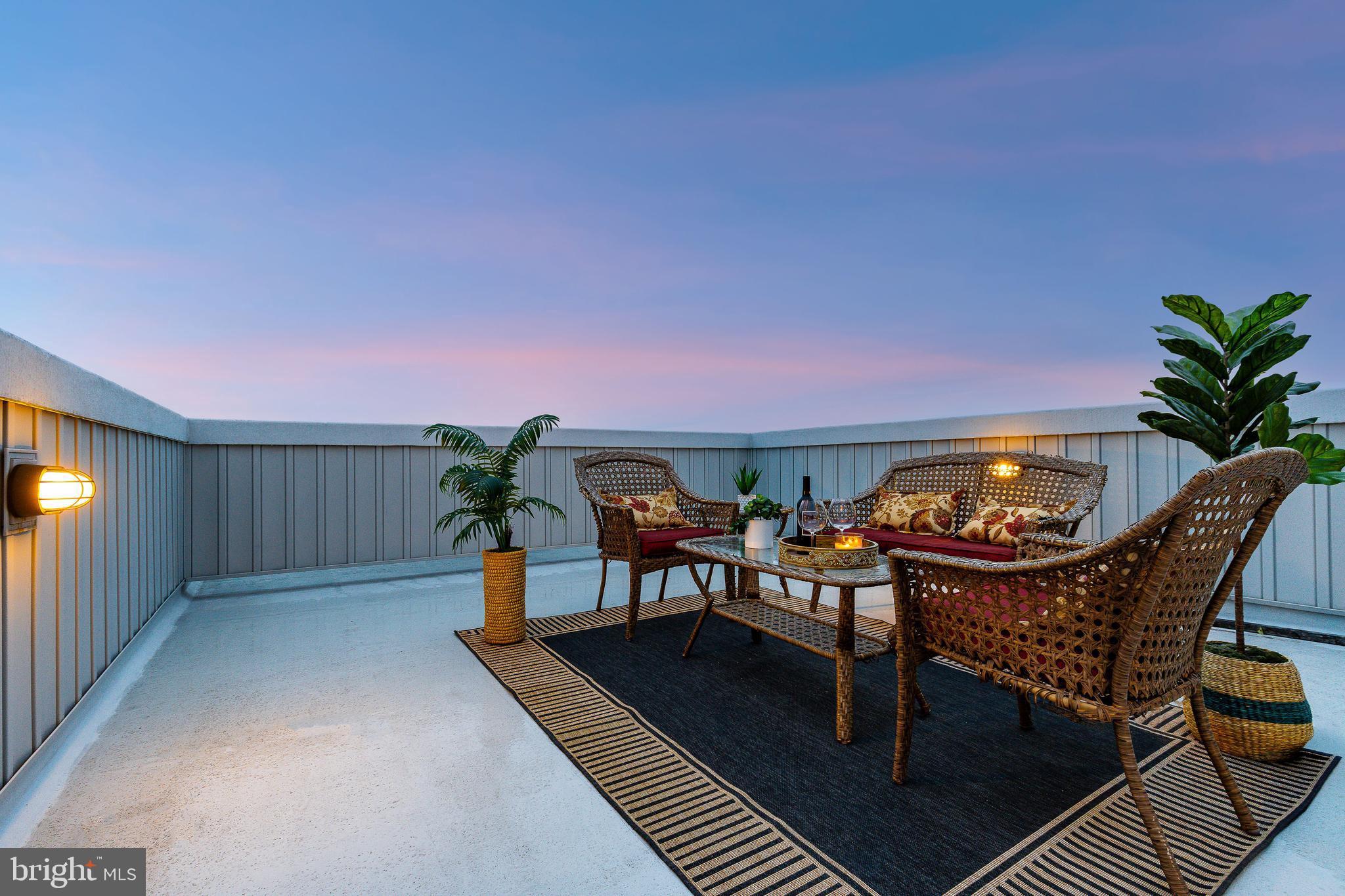 OLDE KENSINGTON - Residential