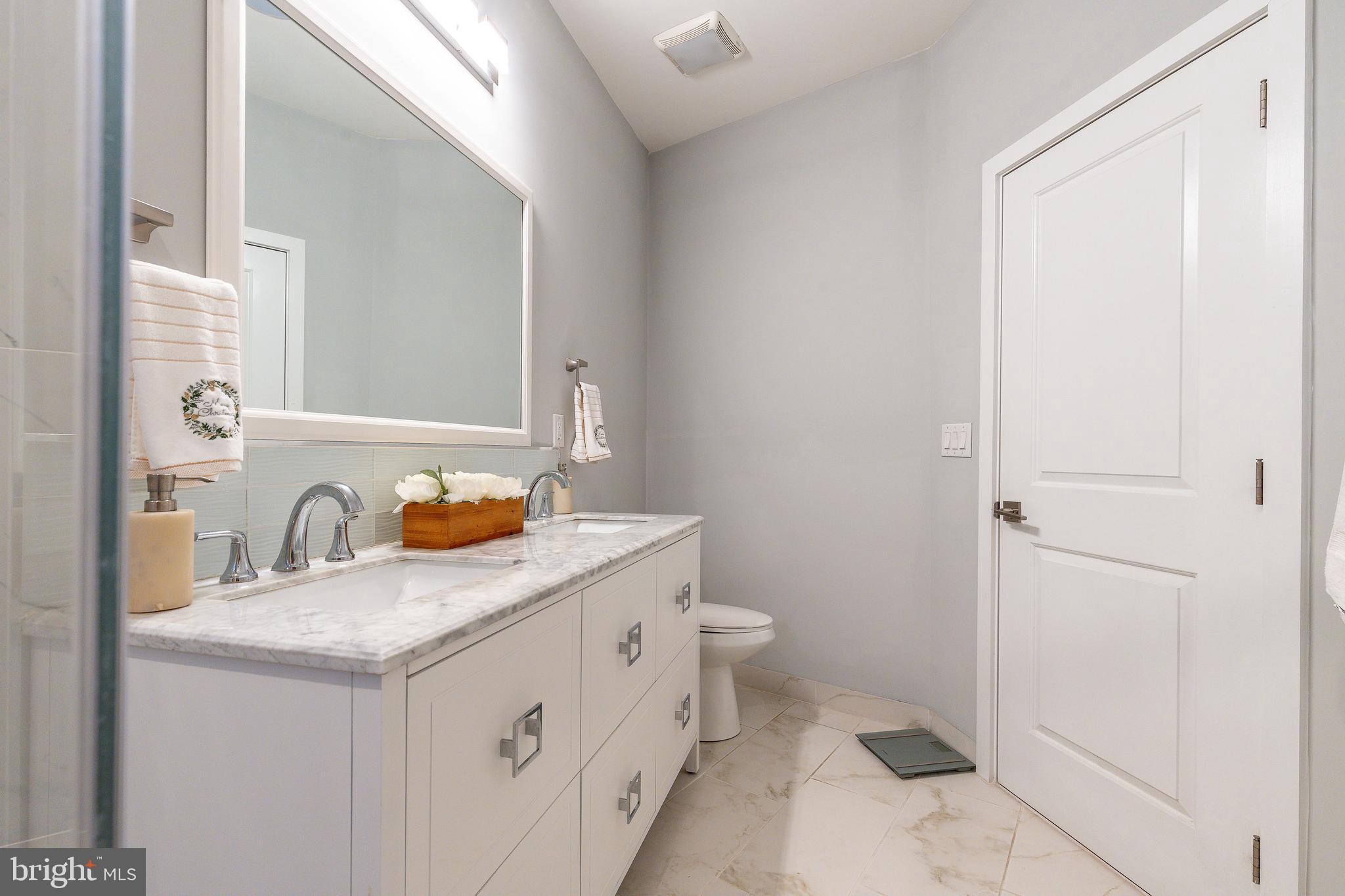 OLDE KENSINGTON - Residential