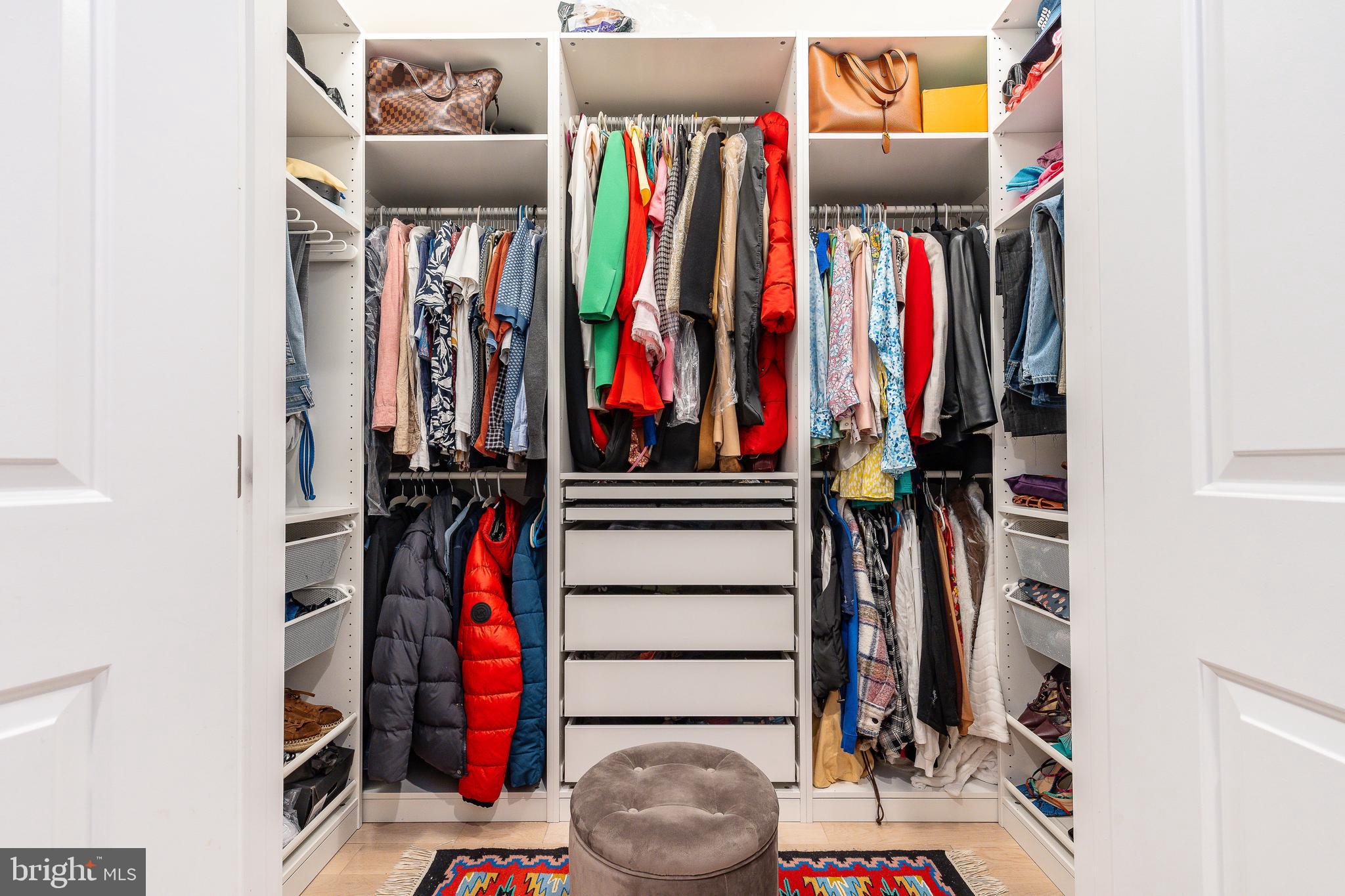 OLDE KENSINGTON - Residential