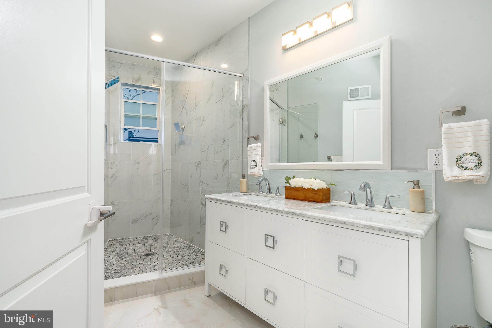 OLDE KENSINGTON - Residential