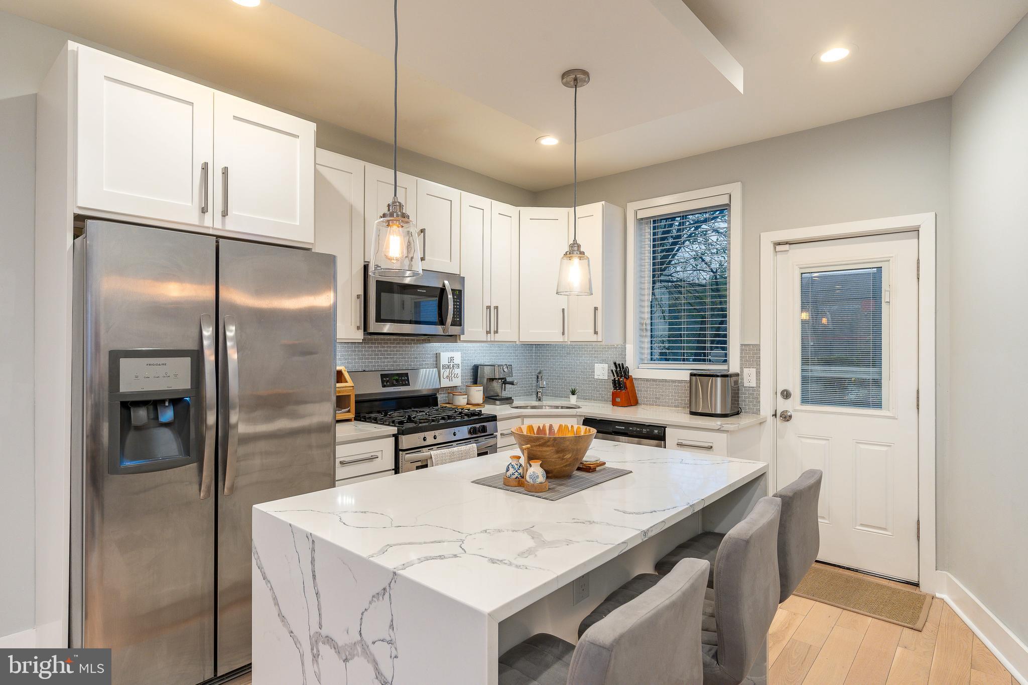 OLDE KENSINGTON - Residential