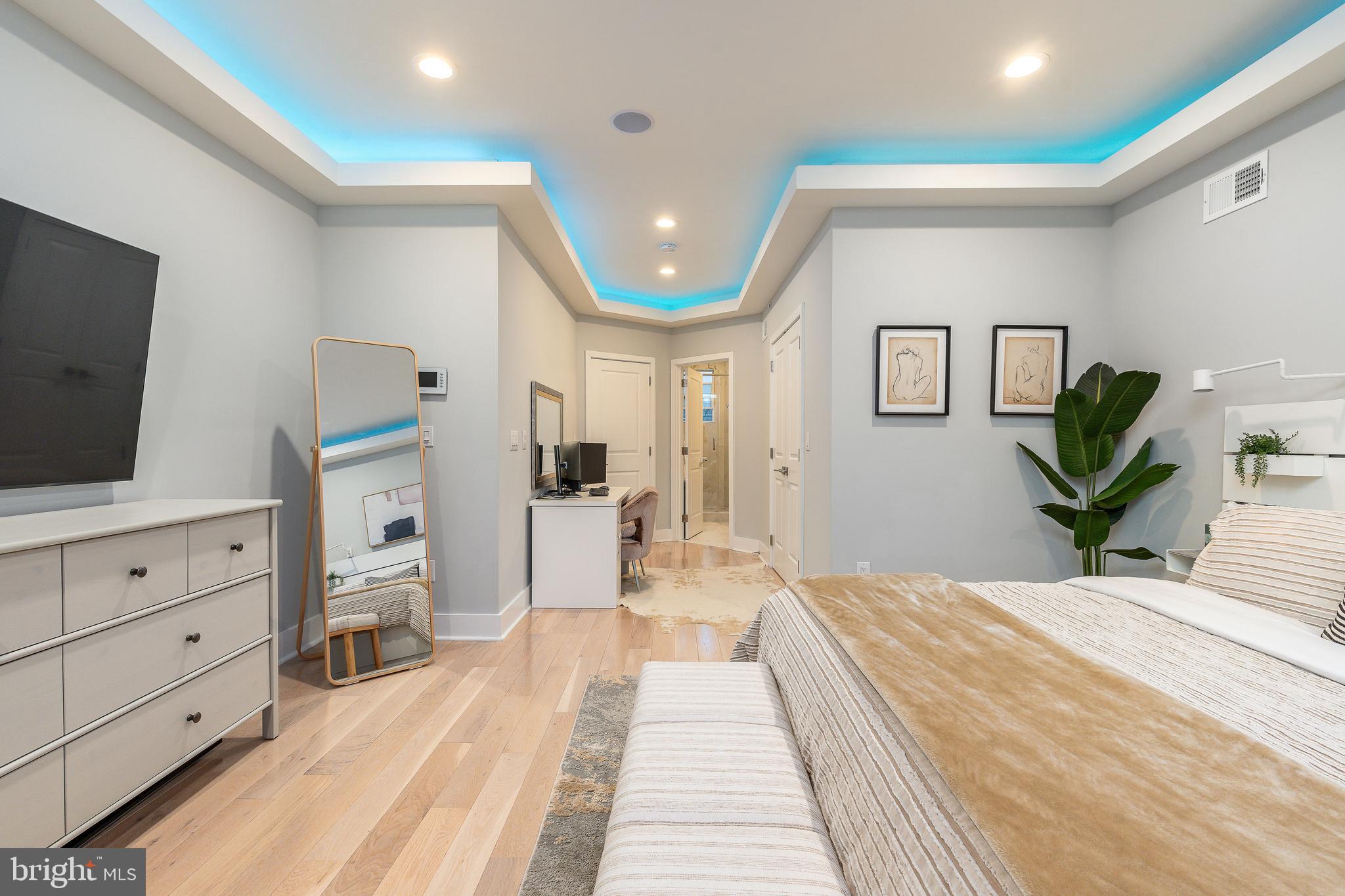 OLDE KENSINGTON - Residential