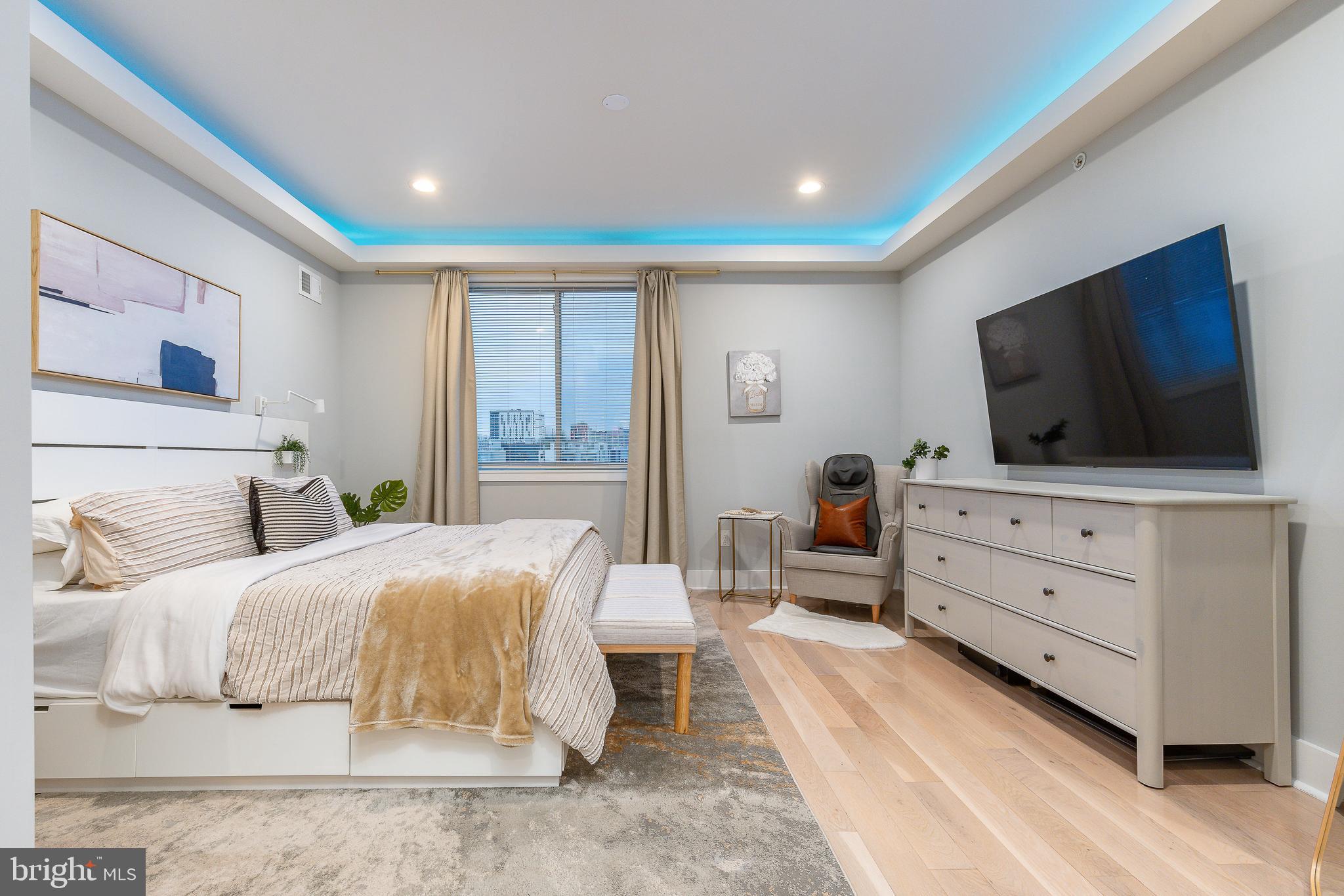 OLDE KENSINGTON - Residential