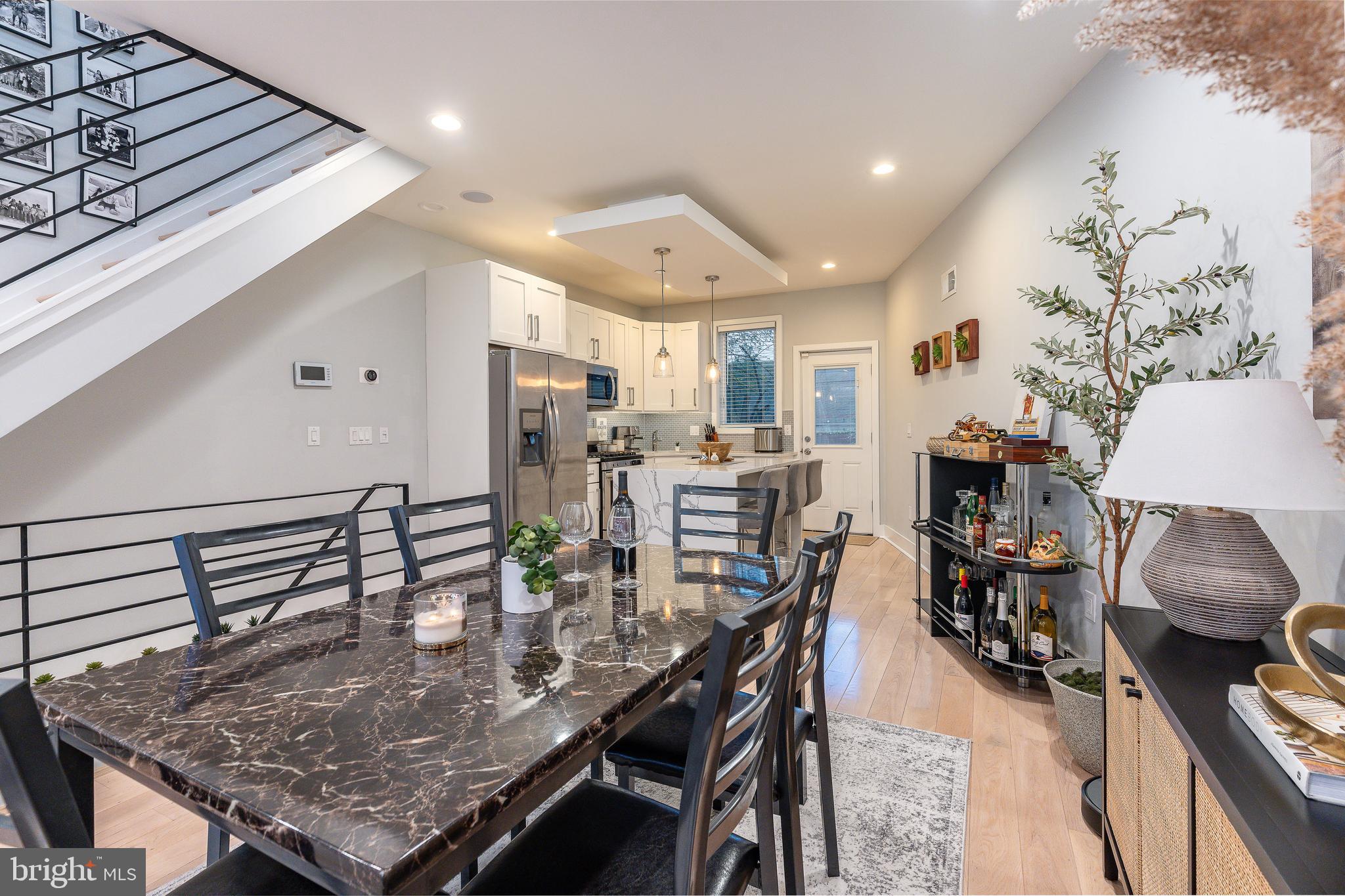 OLDE KENSINGTON - Residential