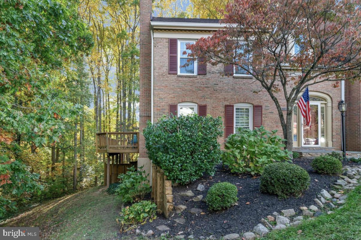 9801 BURKE POND LANE