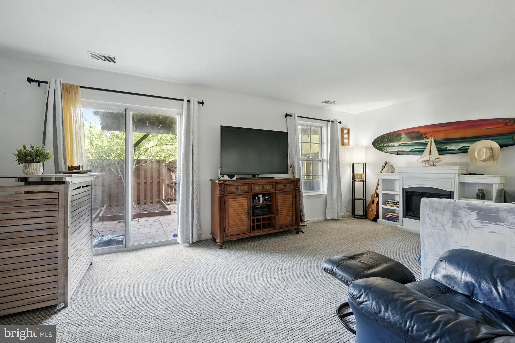 FRANKLIN GLEN - Residential