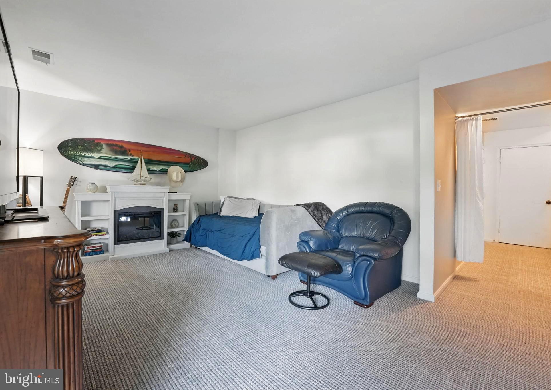 FRANKLIN GLEN - Residential