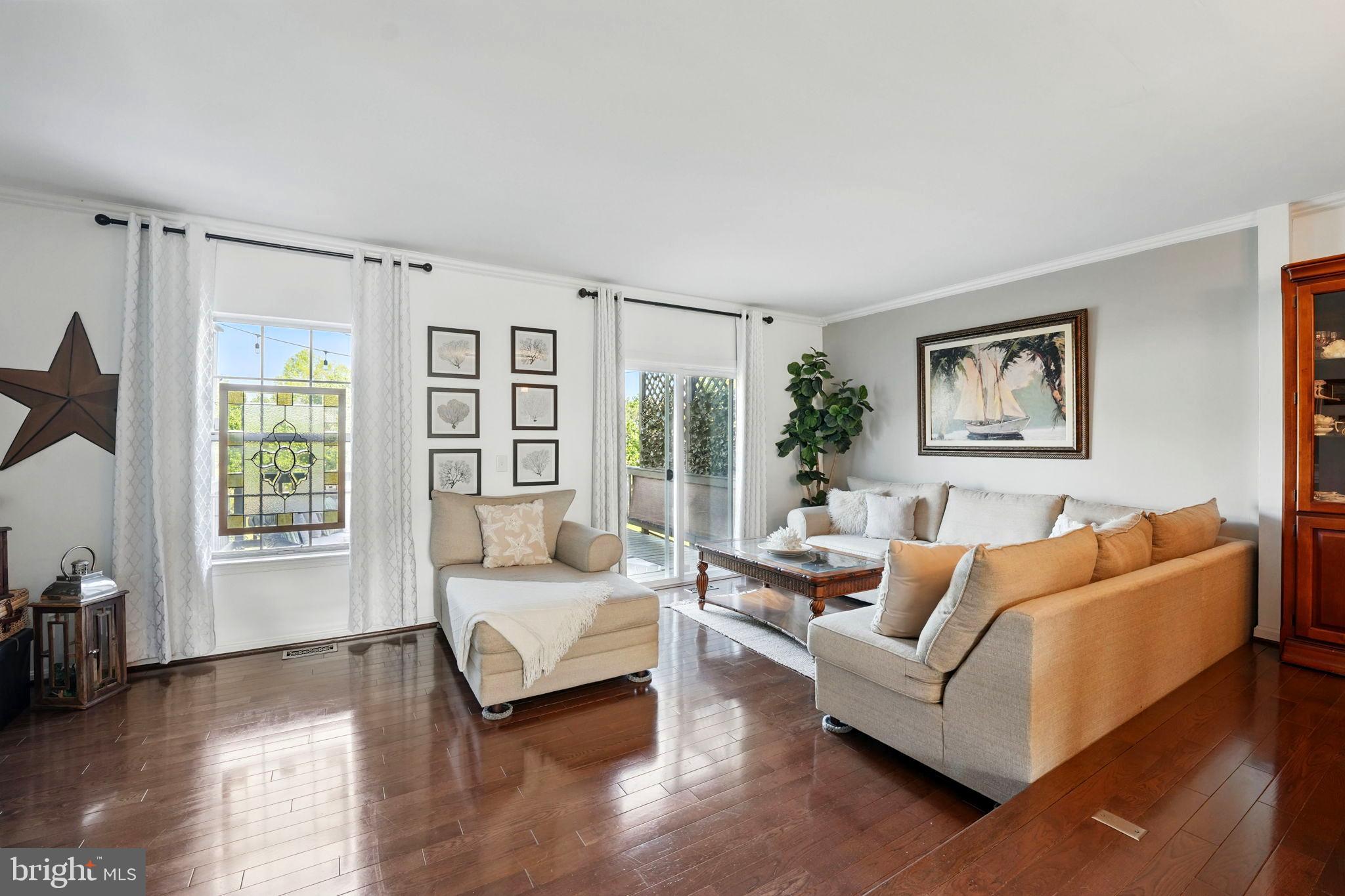 FRANKLIN GLEN - Residential