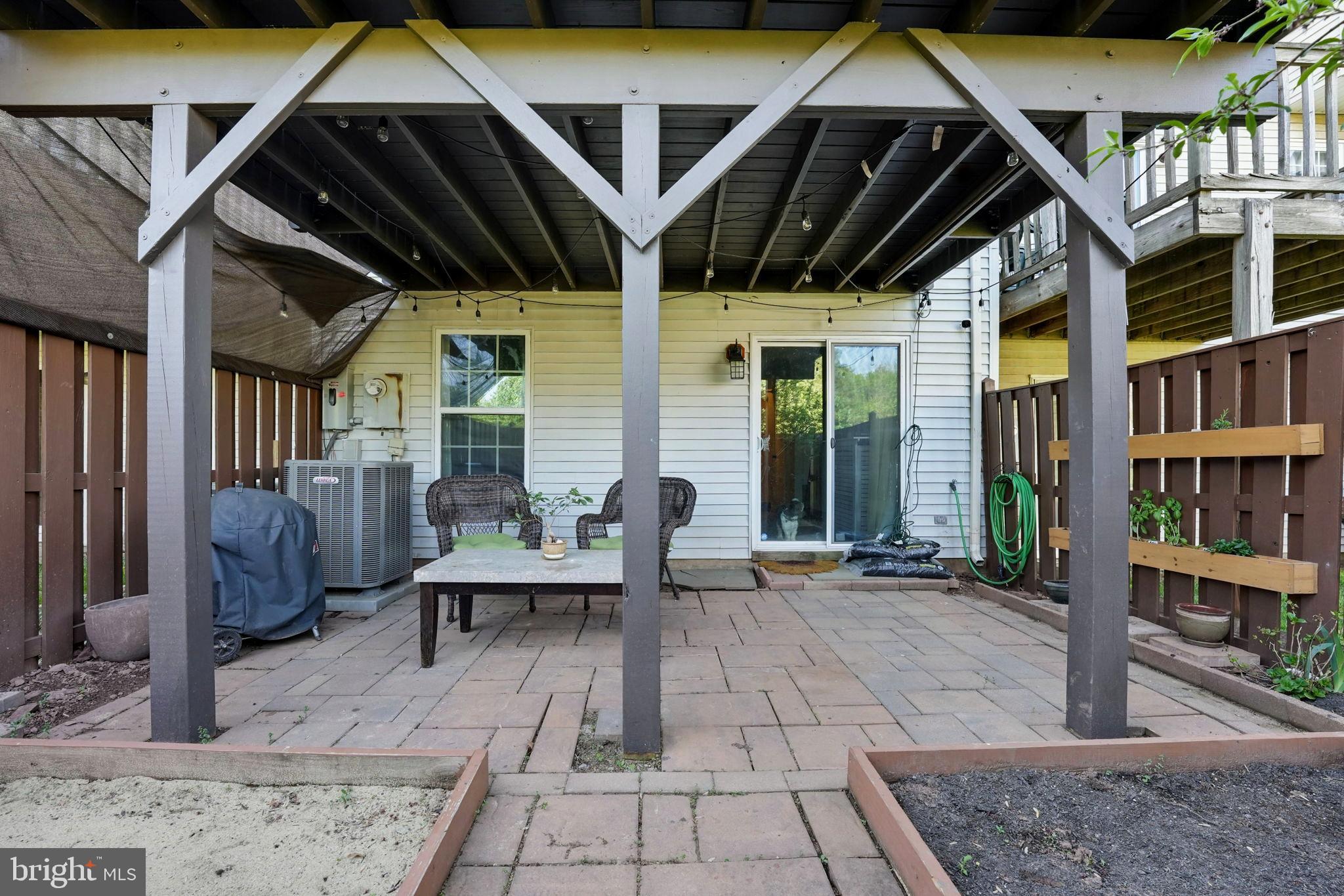 FRANKLIN GLEN - Residential