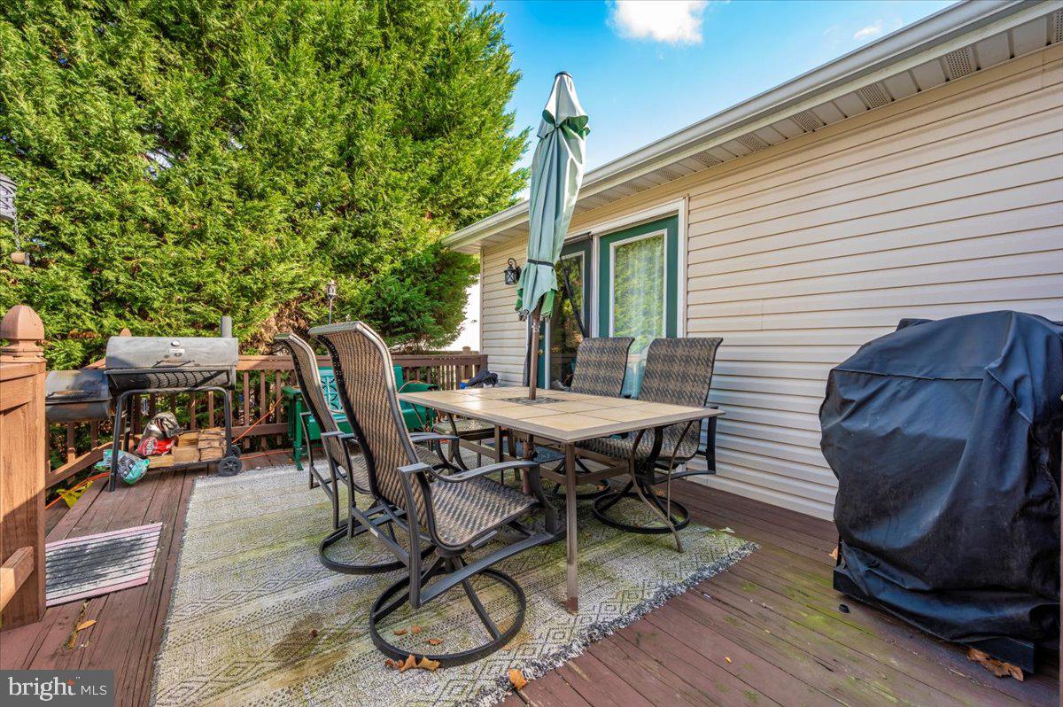 BRIGHTON MANOR - Residential