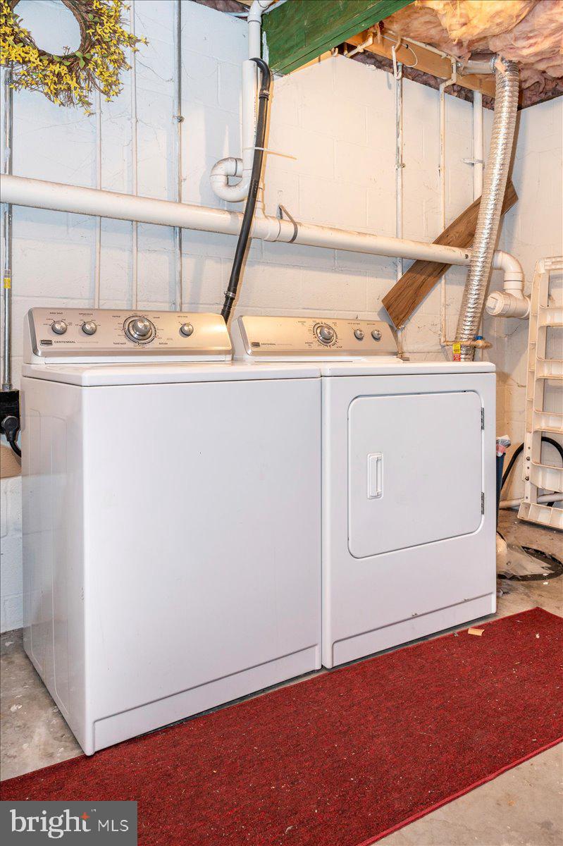 BRIGHTON MANOR - Residential