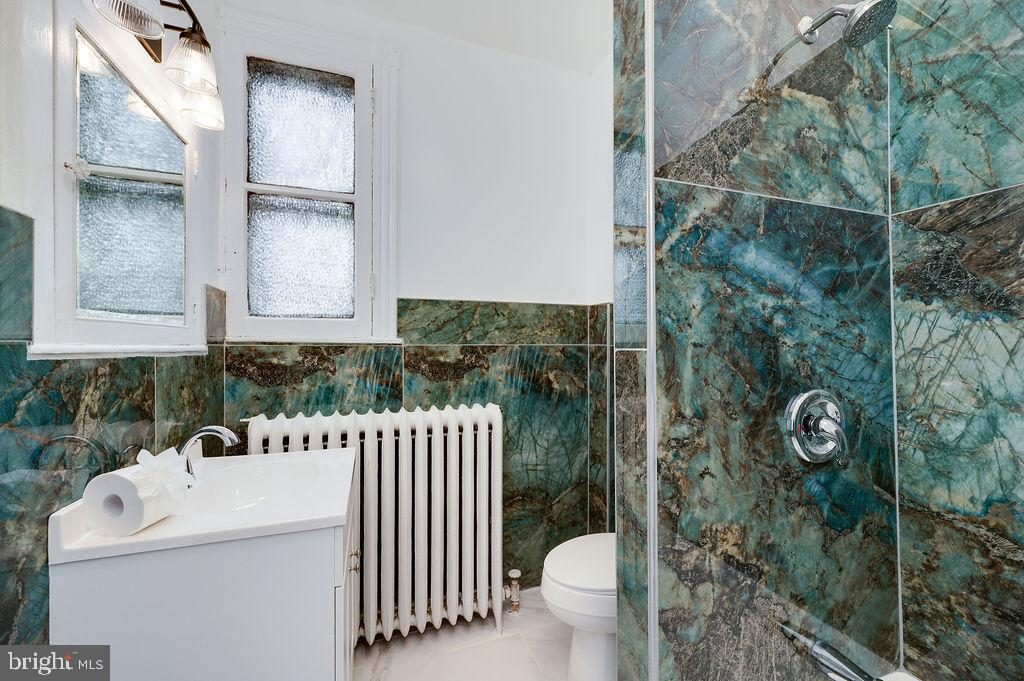 CENTRE PARK HISTOR - Residential Lease