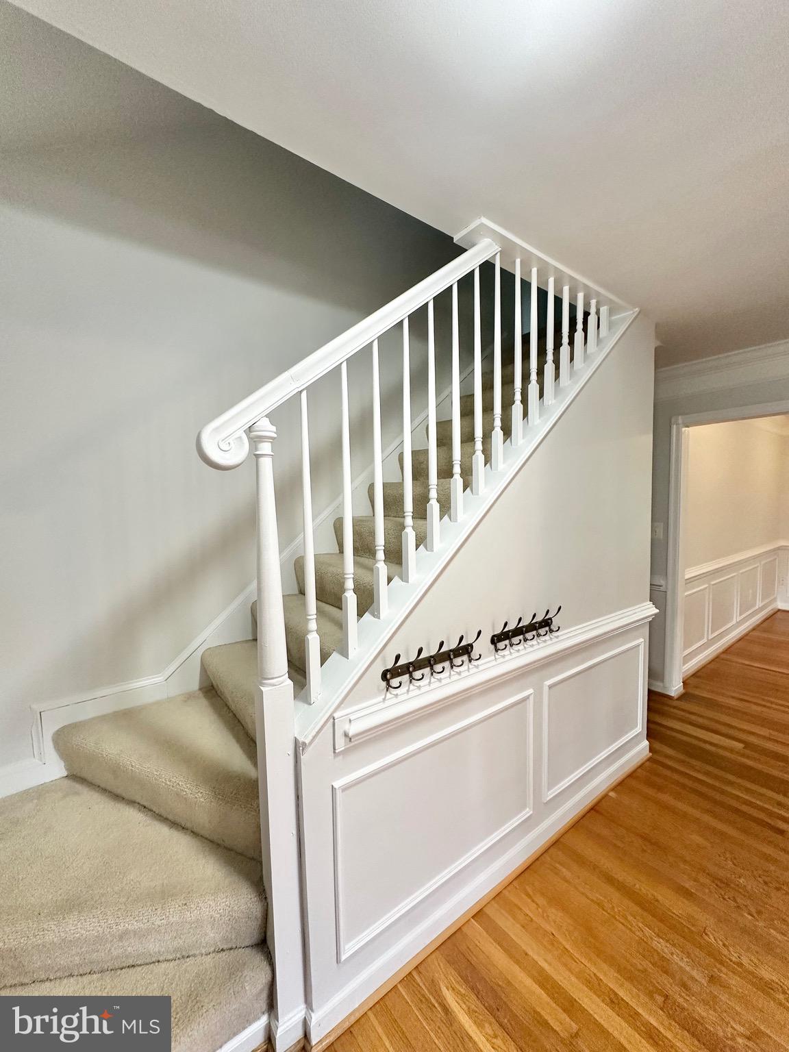 SLEEPY HOLLOW MANOR - Residential Lease