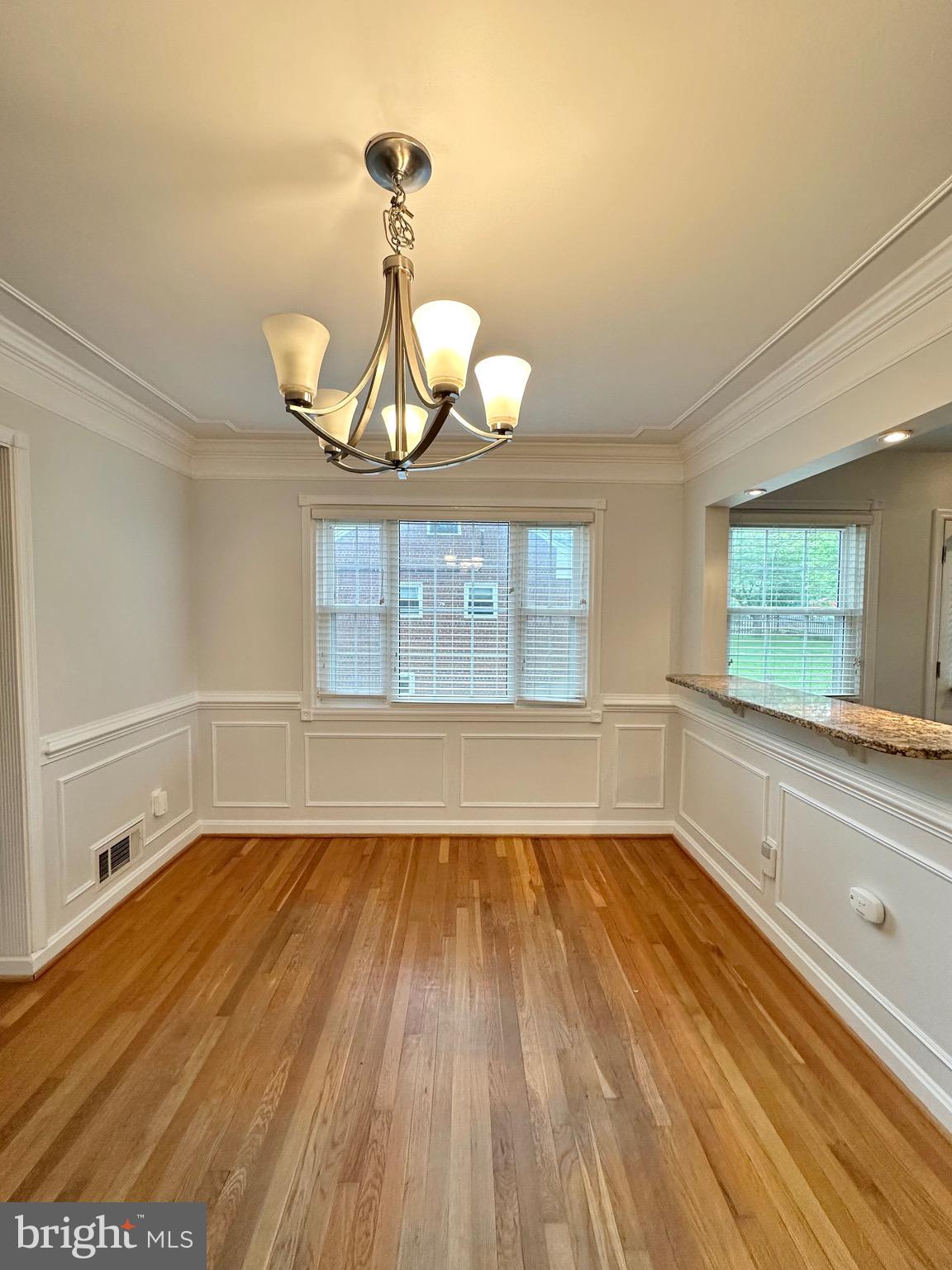 SLEEPY HOLLOW MANOR - Residential Lease