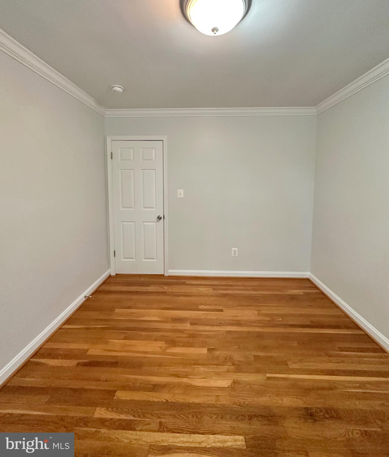 SLEEPY HOLLOW MANOR - Residential Lease