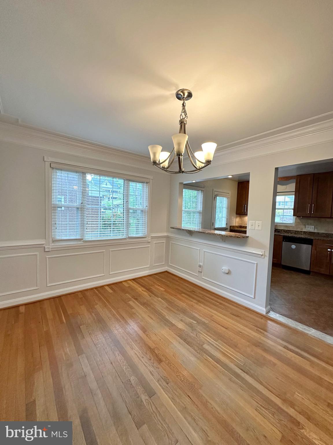 SLEEPY HOLLOW MANOR - Residential Lease