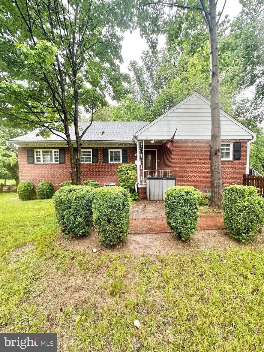 Welcome to 3066 Valley Ln in Falls Church, VA! Located  in Sleepy Hollow Manor, the home features 5 bedrooms and 3 bathrooms.  Lovely upgraded kitchen, formal dining room and 3  spacious bedrooms on the main level. Living room on the main level has gorgeous hardwood floors and recessed lighting as well as crown molding. Basement of the home includes a large family room with wall to wall carpet, a bedroom and bar area perfect for entertaining. Large fenced in manicured front yard with plenty of space.  Convenient to plenty of shopping, dining, and Rt. 7/495 and 50.