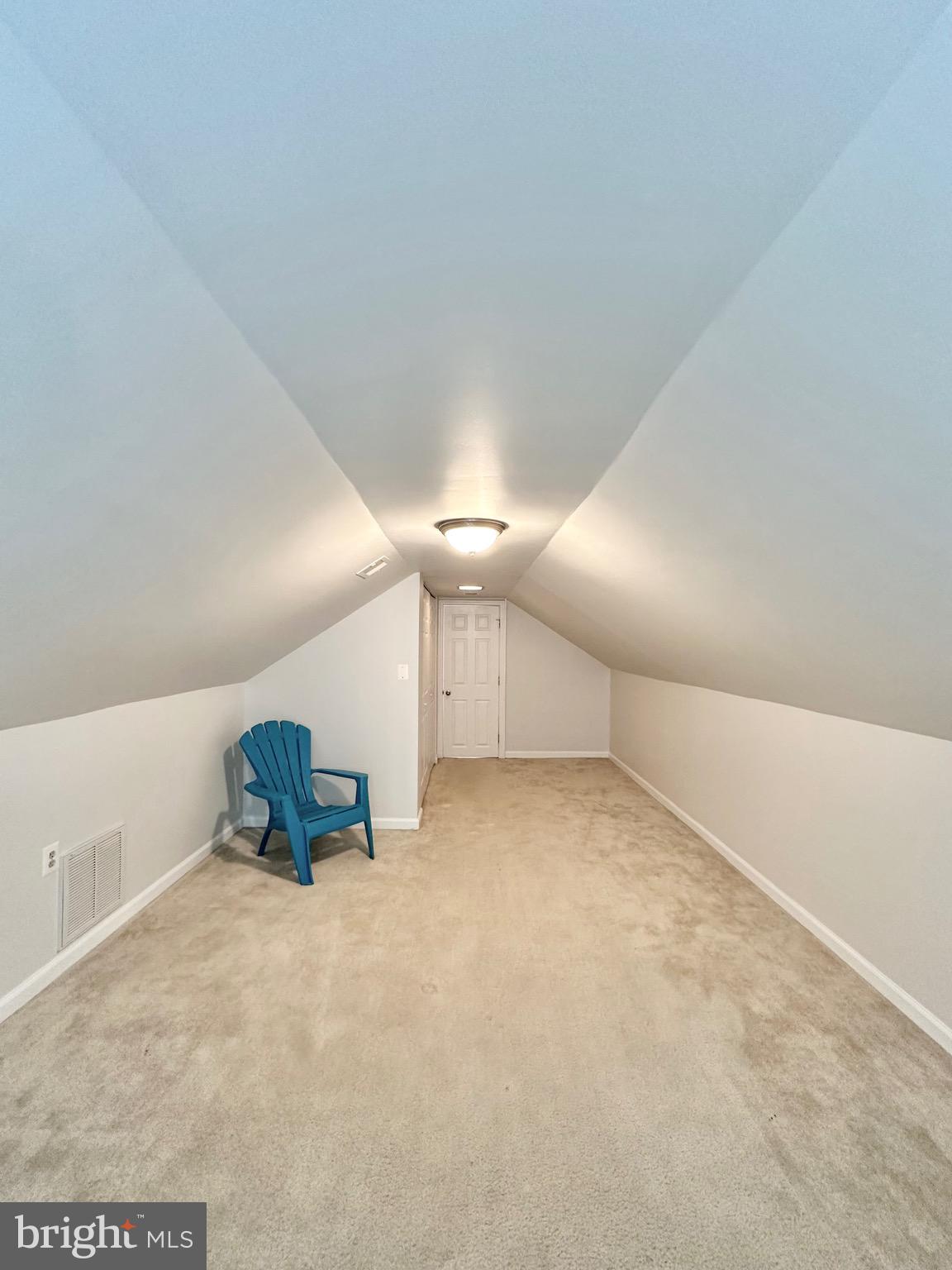 SLEEPY HOLLOW MANOR - Residential Lease