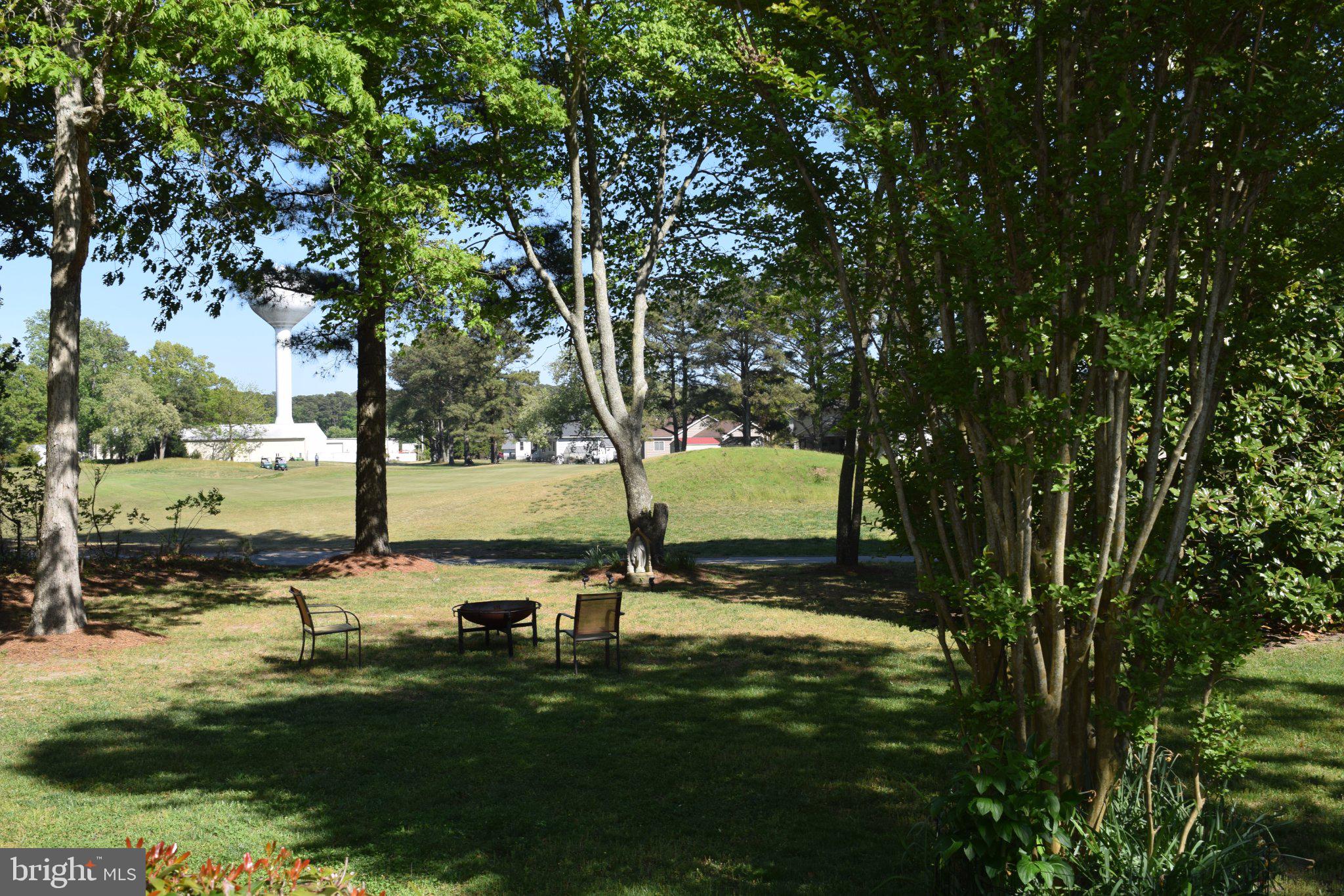 CAPTAIN'S COVE - Residential