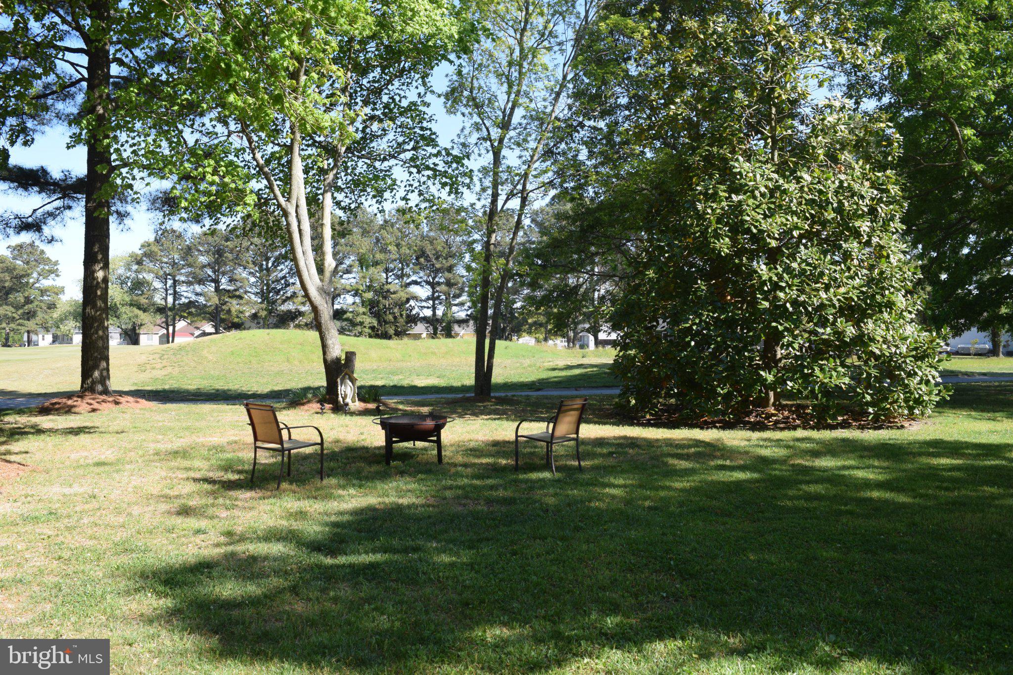 CAPTAIN'S COVE - Residential
