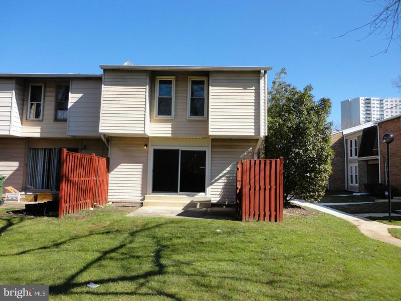 BURNT MILLS TOWNHOUSES - Residential