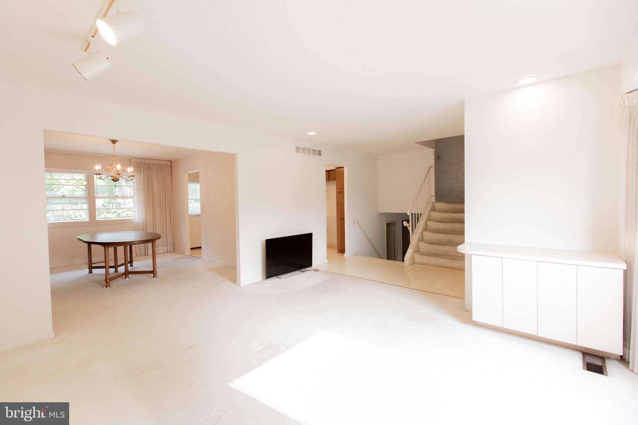 PICKWICK - Residential