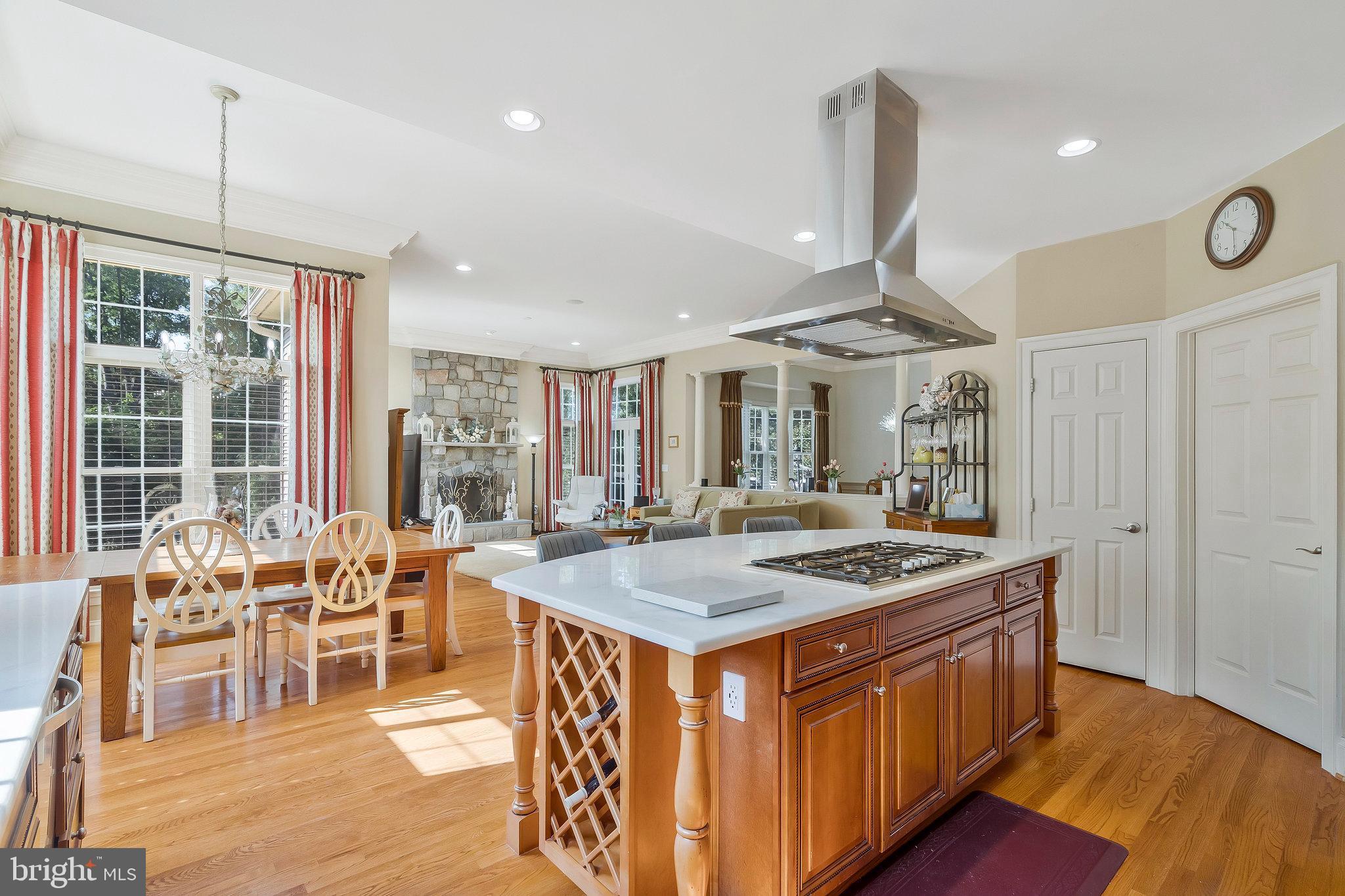 THE VILLAGE OF WAXPOOL - Residential