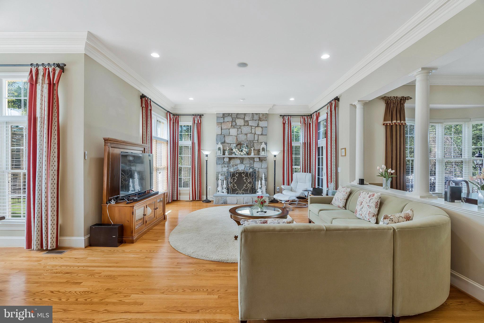 THE VILLAGE OF WAXPOOL - Residential