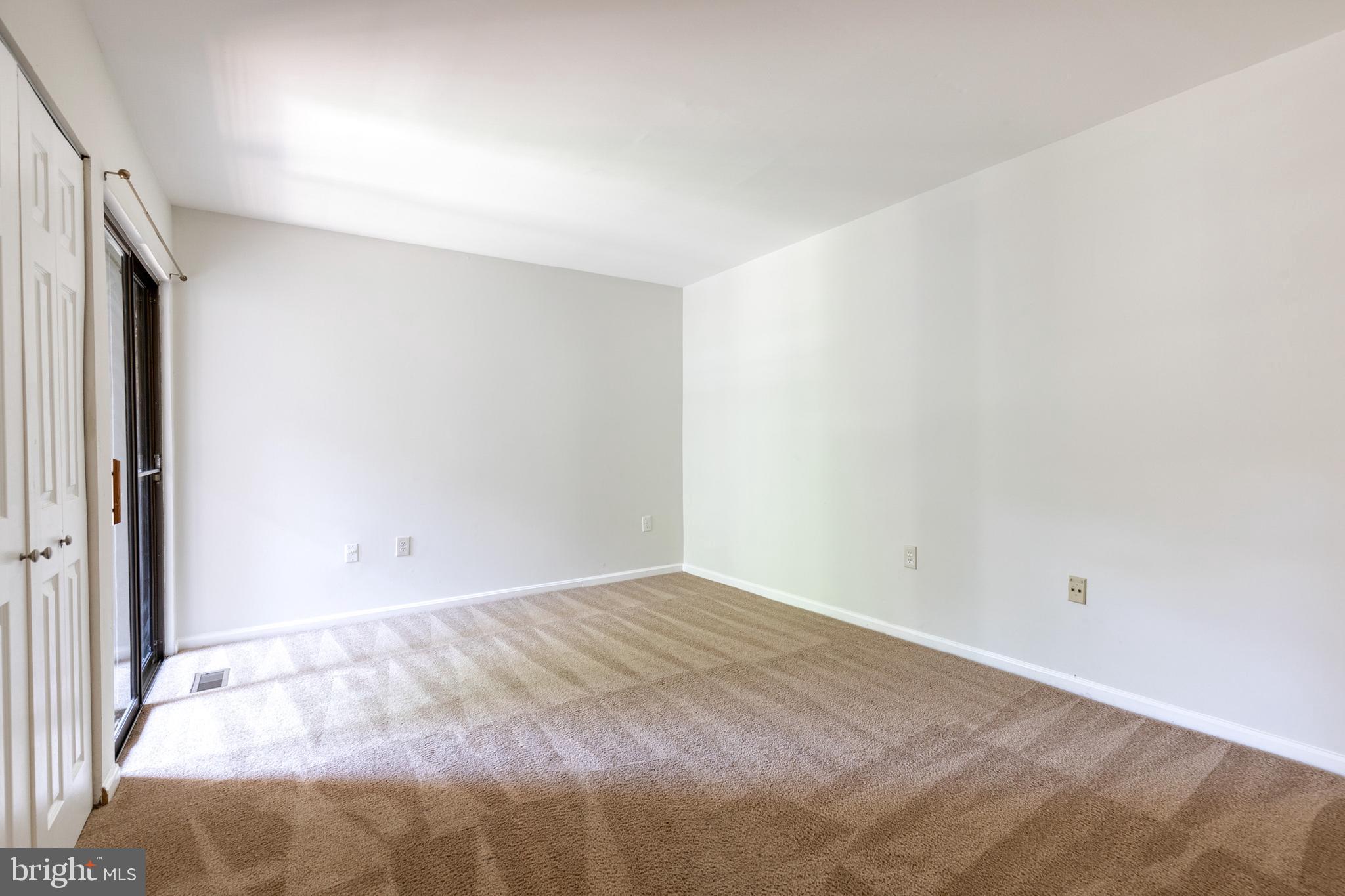 WILDE LAKE - Residential Lease