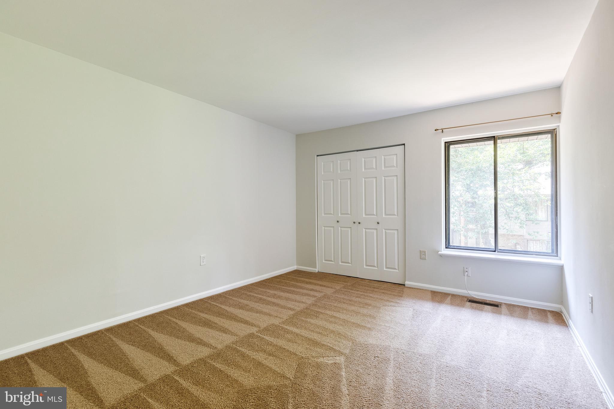 WILDE LAKE - Residential Lease