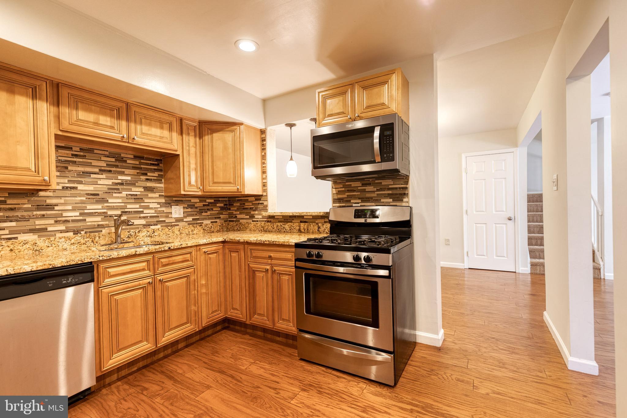 WILDE LAKE - Residential Lease