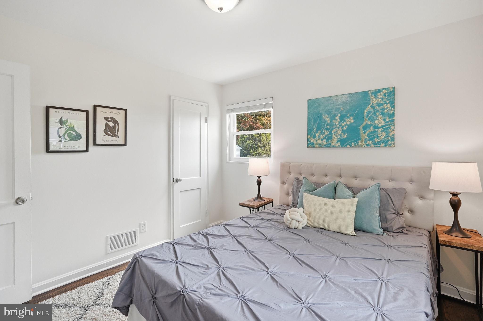 WHEATON WOODS - Residential