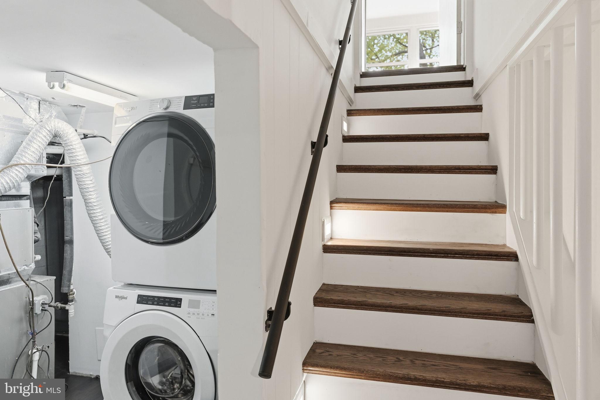 WHEATON WOODS - Residential