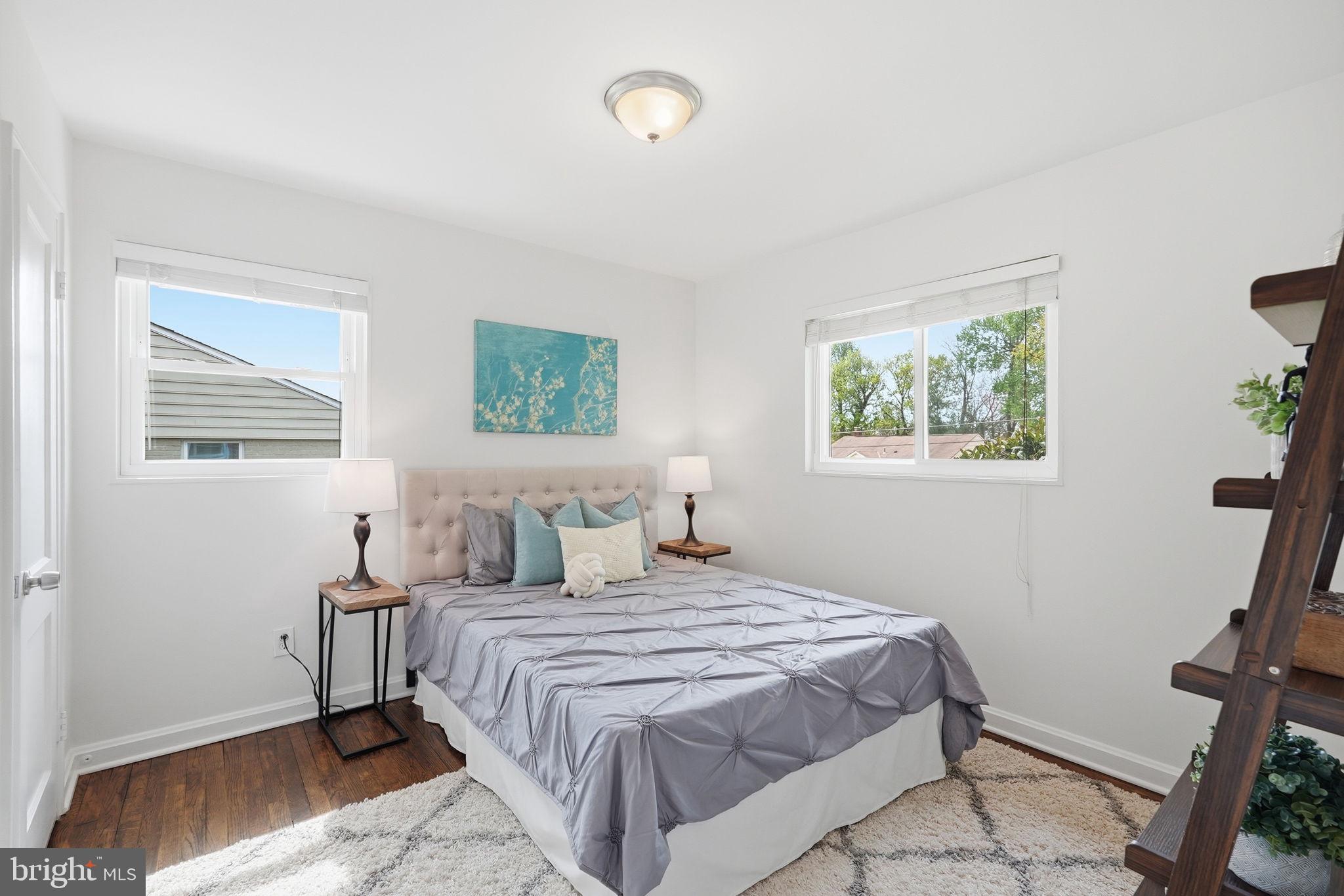 WHEATON WOODS - Residential