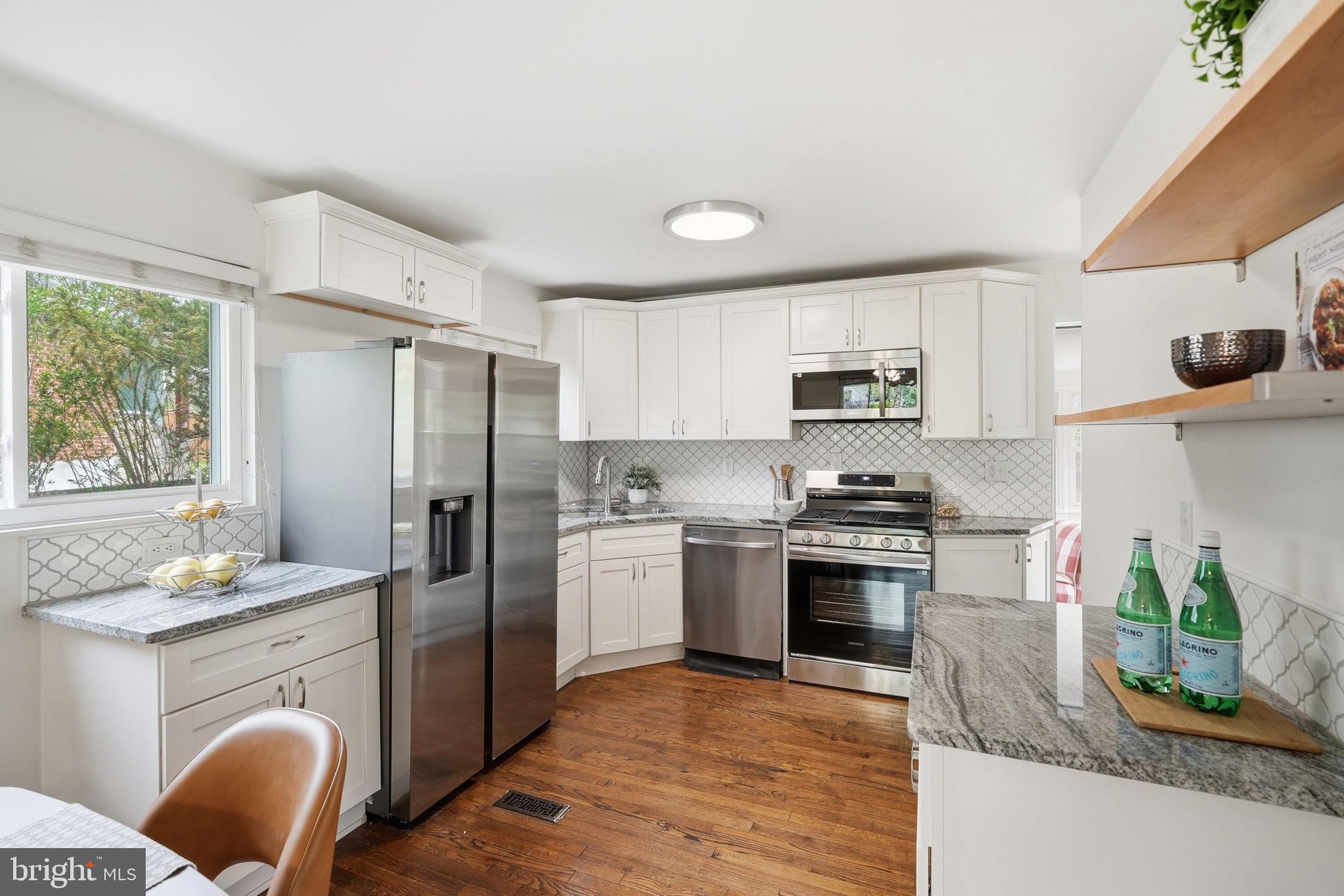 WHEATON WOODS - Residential