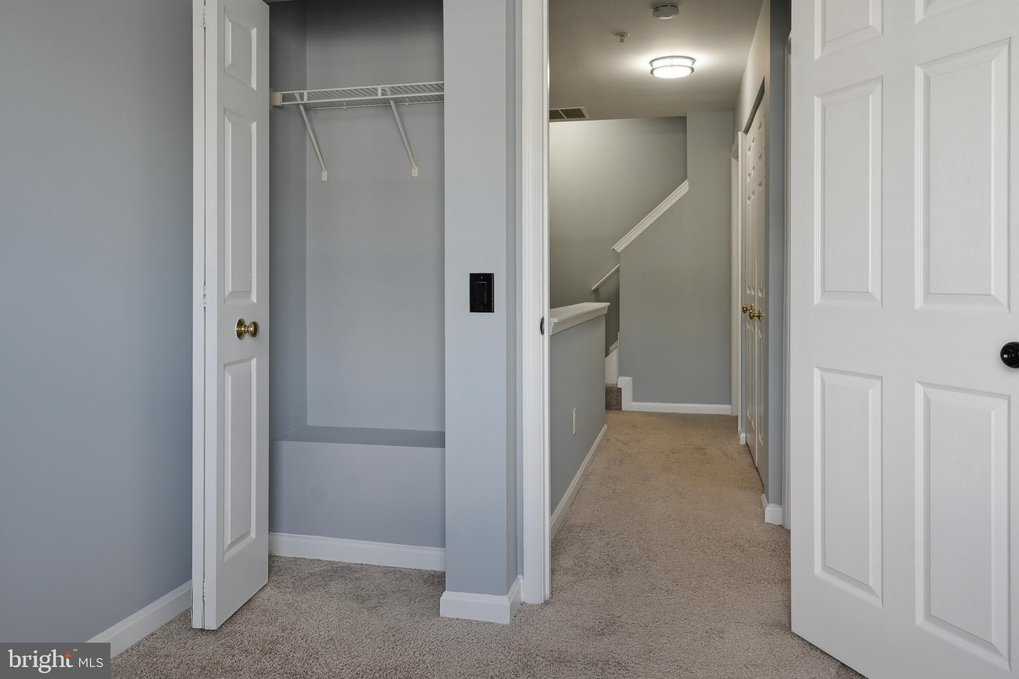 CLOVERLEAF COMMONS - Residential