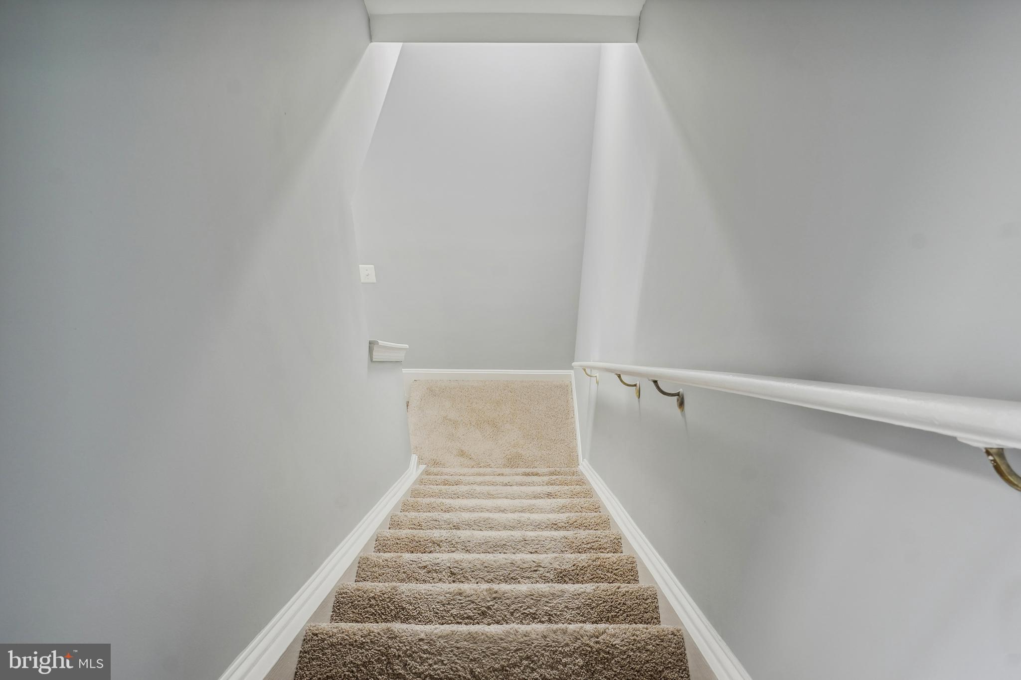 CLOVERLEAF COMMONS - Residential